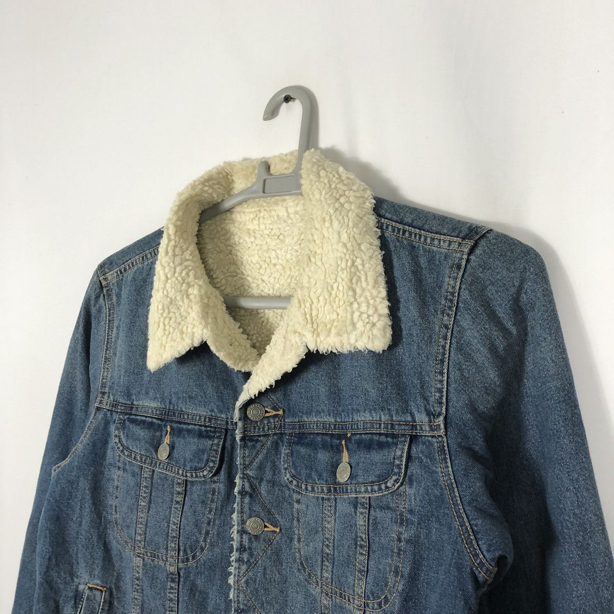 GU × Japanese Brand 🔥Rare🔥🇯🇵GU Sherpa Inside Big E Styles Trucker Denim Jacket Size US S / EU 44-46 / 1 - 6 Thumbnail