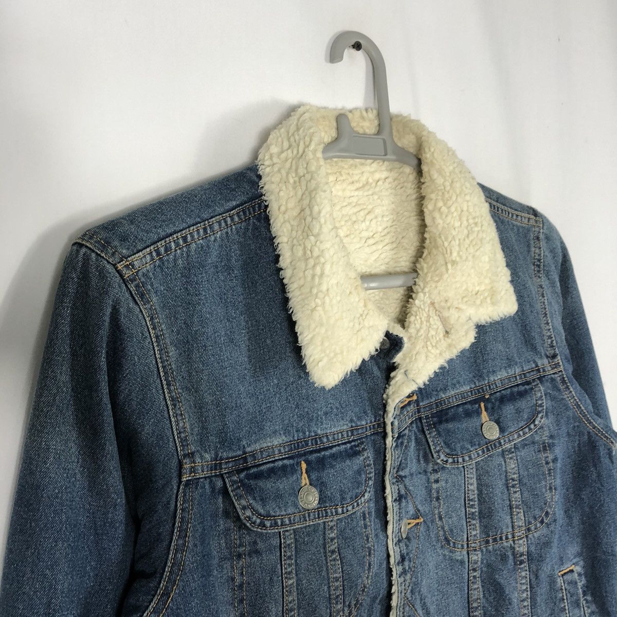 GU × Japanese Brand 🔥Rare🔥🇯🇵GU Sherpa Inside Big E Styles Trucker Denim Jacket Size US S / EU 44-46 / 1 - 8 Thumbnail