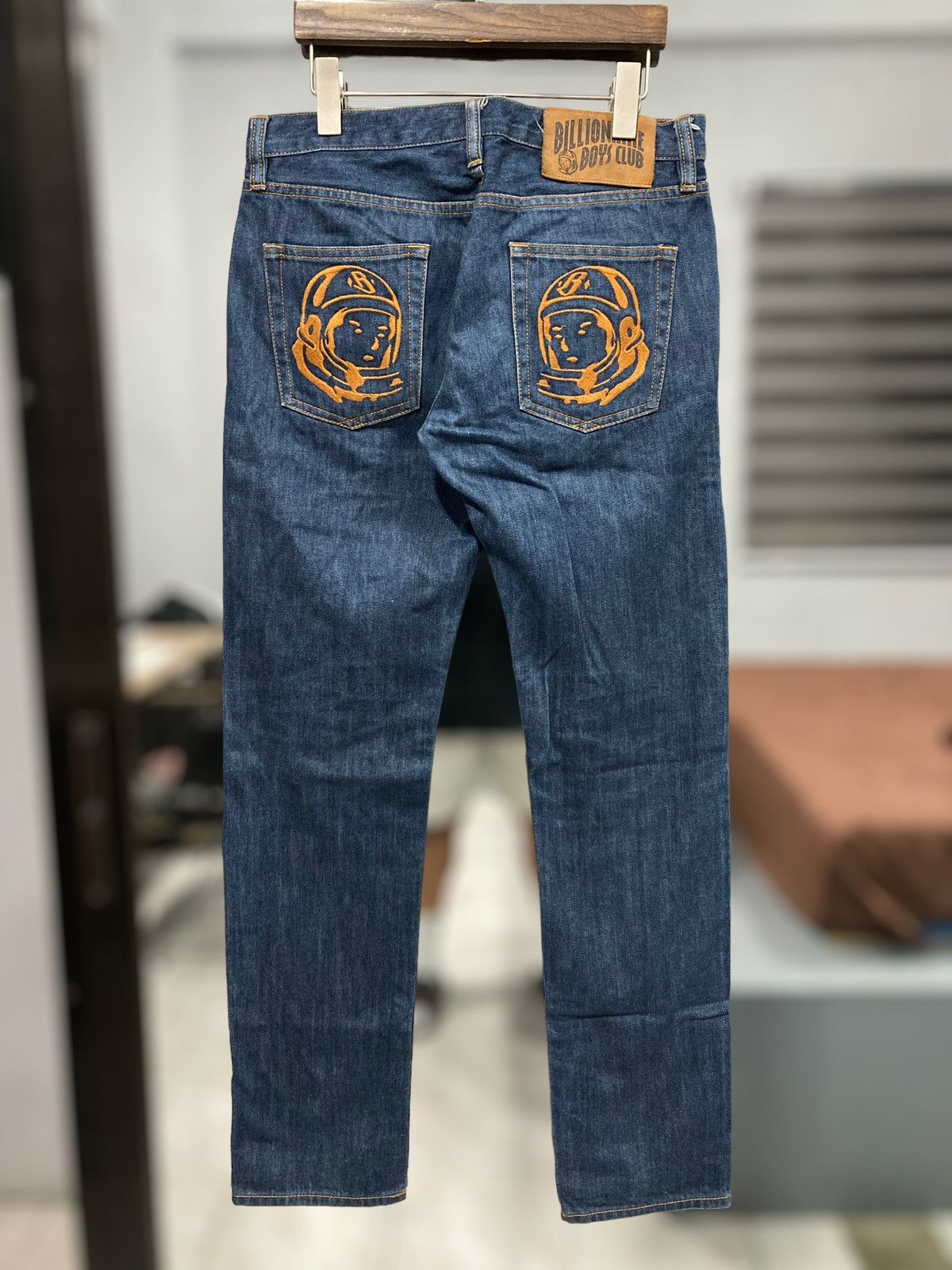 Back Pocket Embroidered Denim Jeans