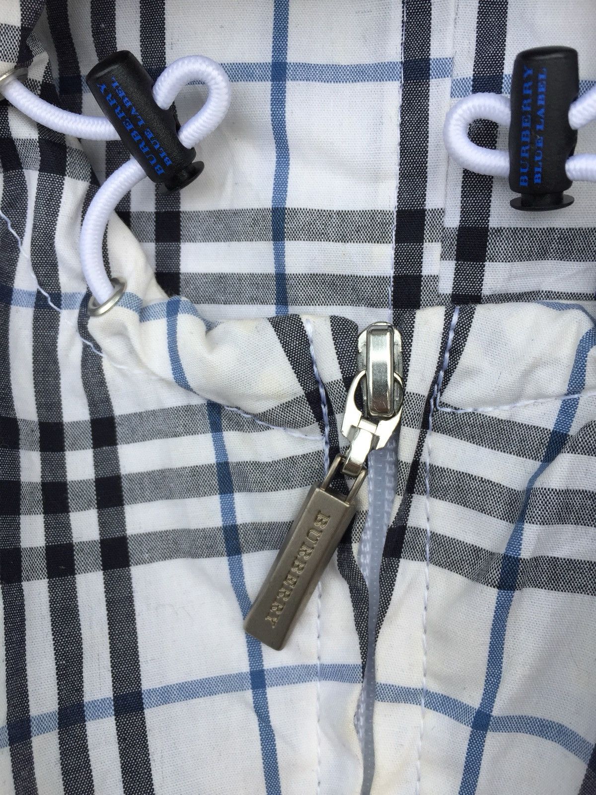 Burberry Vintage Burberry London Blue Label Hoodie Light Jacket Size US M / EU 48-50 / 2 - 14 Thumbnail