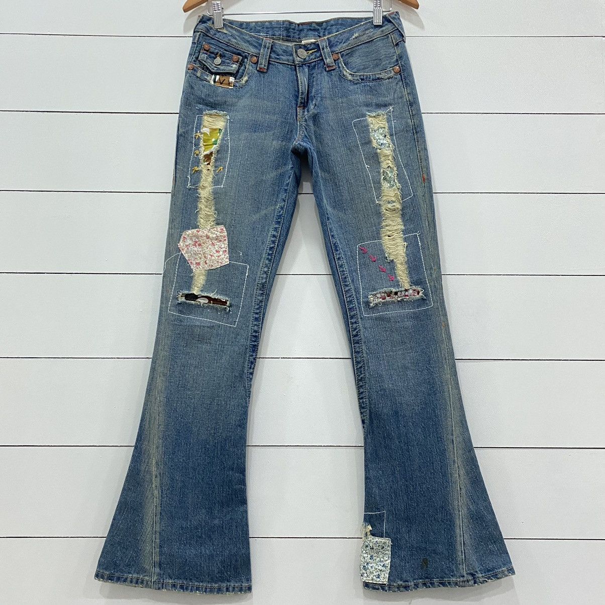 True Religion True Religion Patchwork Flare Distressed Denim Jeans Size 30" / US 8 / IT 44 - 1 Thumbnail