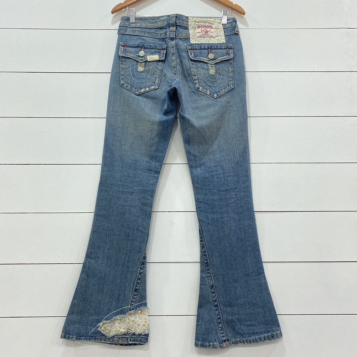 True Religion True Religion Patchwork Flare Distressed Denim Jeans Size 30" / US 8 / IT 44 - 7 Thumbnail