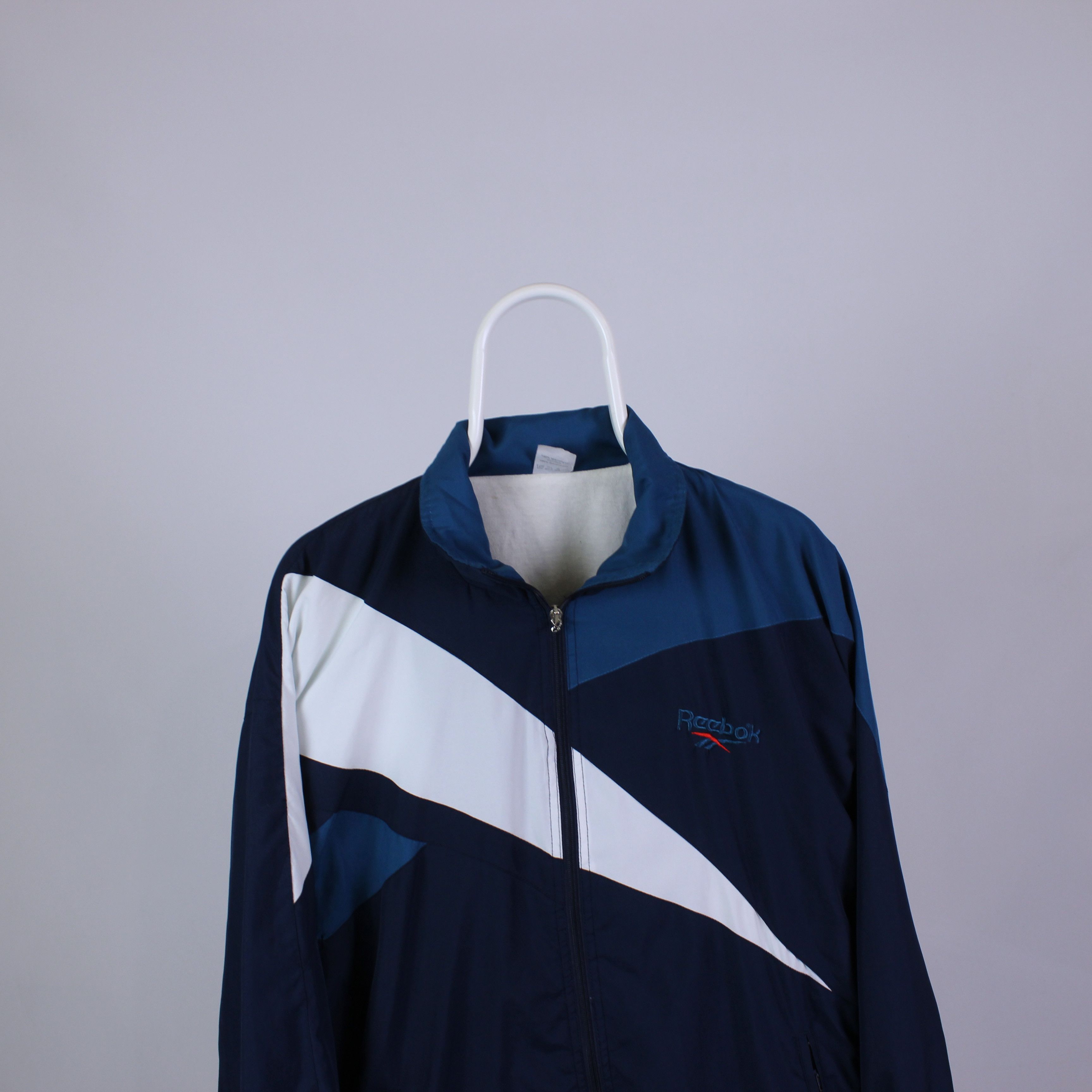 Reebok Vintage reebok light jacket tracksuit men rare Size US L / EU 52-54 / 3 - 1 Thumbnail