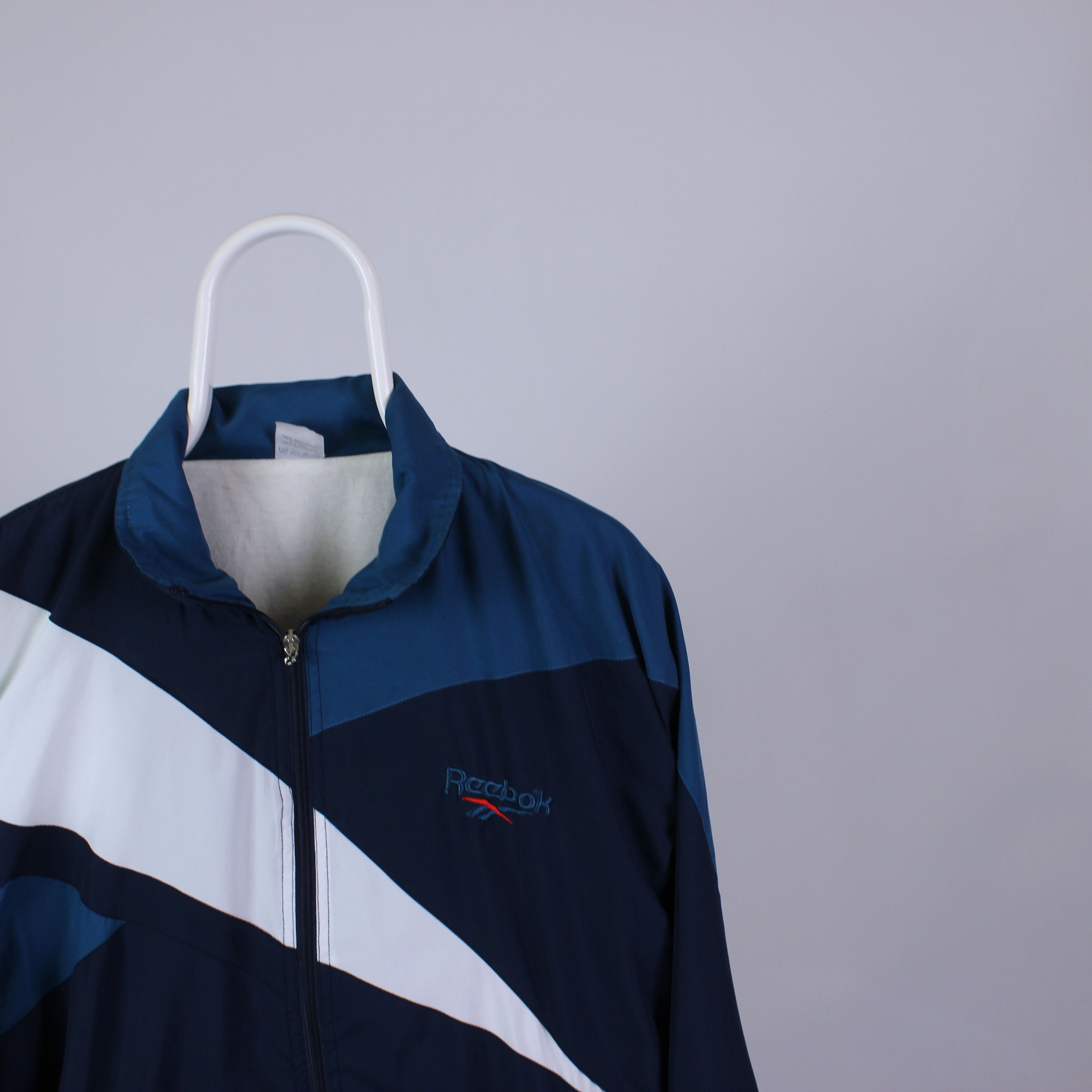 Reebok Vintage reebok light jacket tracksuit men rare Size US L / EU 52-54 / 3 - 3 Thumbnail