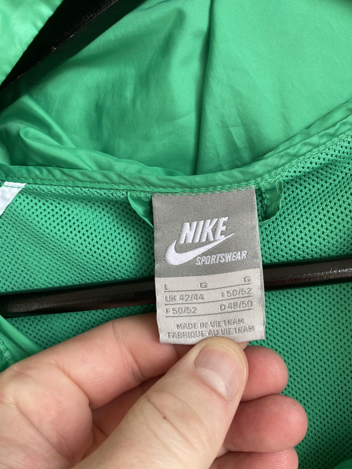 Nike × Vintage Nike Men's Vintage Windbreaker Size US L / EU 52-54 / 3 - 5 Thumbnail