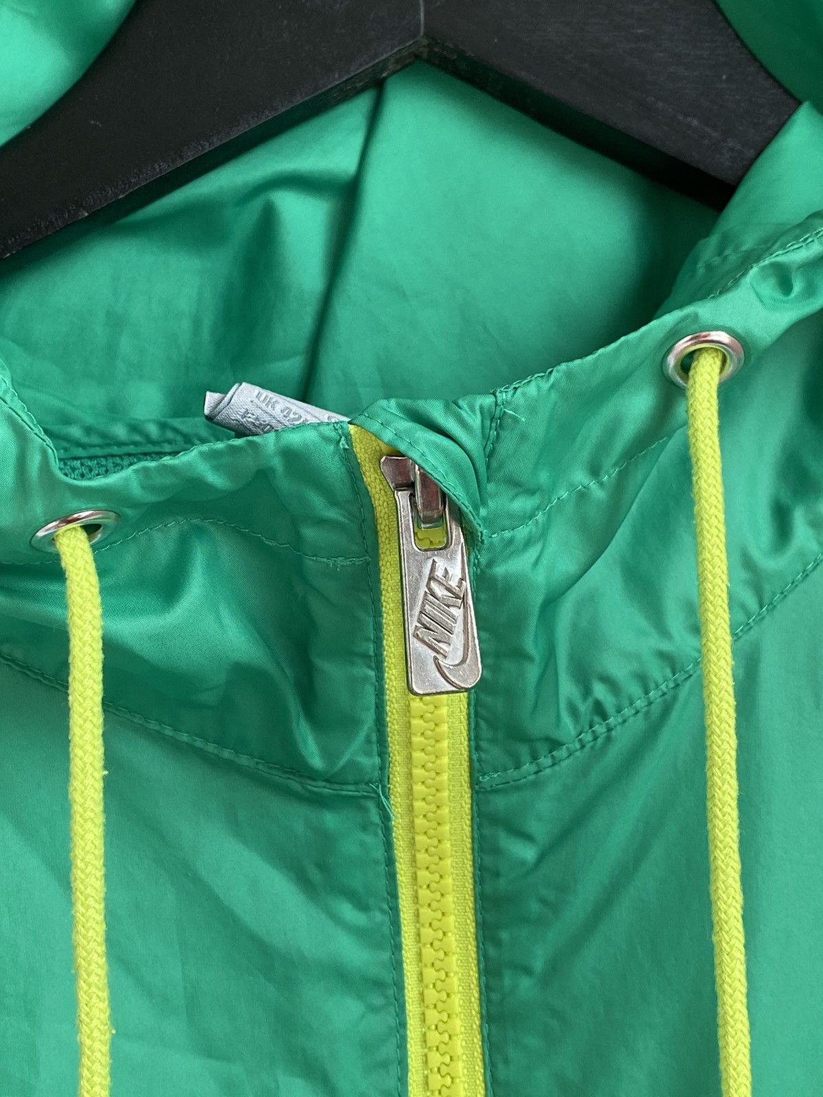 Nike × Vintage Nike Men's Vintage Windbreaker Size US L / EU 52-54 / 3 - 3 Thumbnail