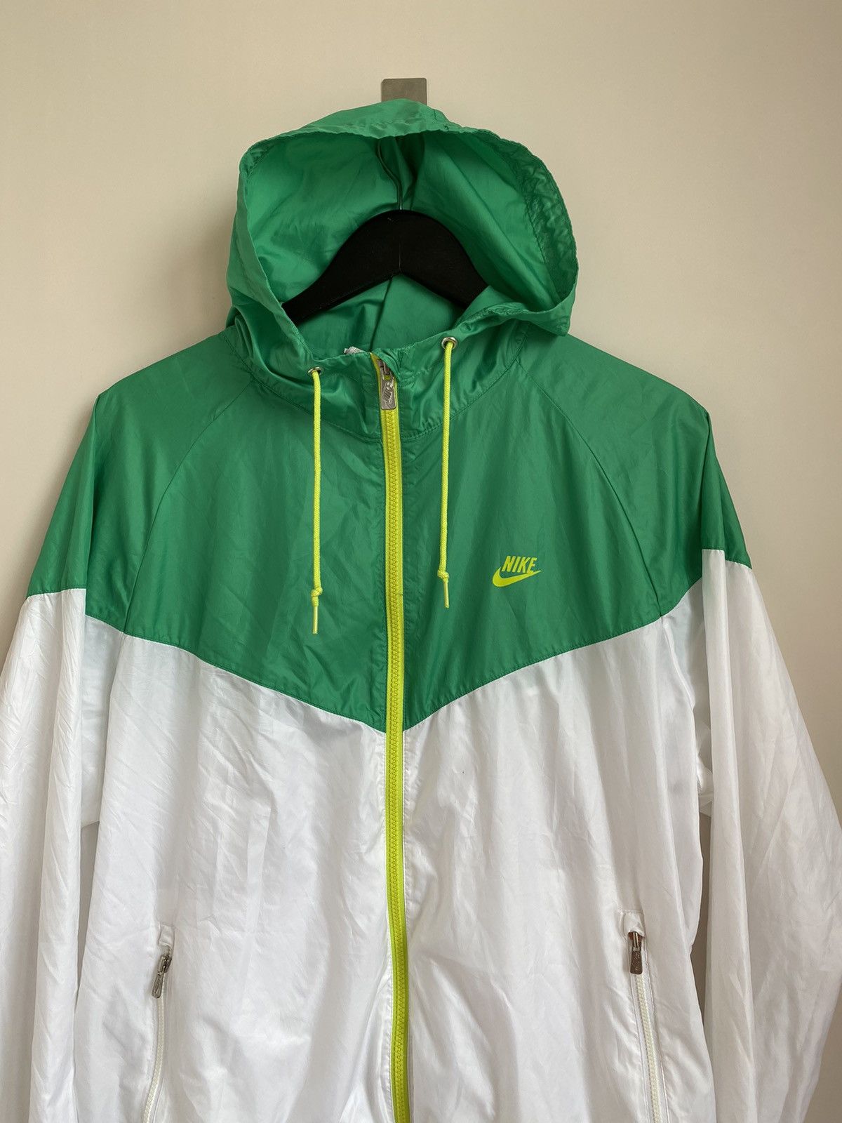 Nike × Vintage Nike Men's Vintage Windbreaker Size US L / EU 52-54 / 3 - 1 Thumbnail
