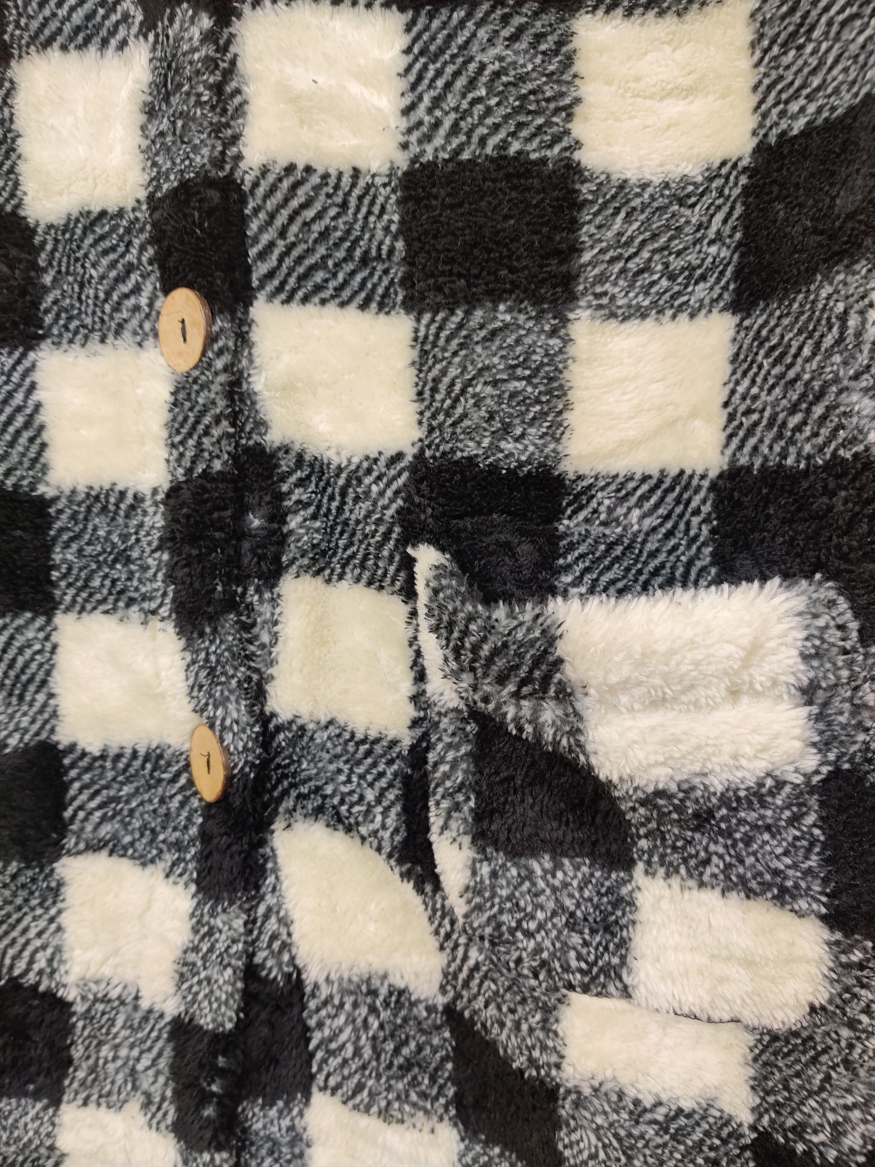 Japanese Brand Vintage Checkered Fleece Button Ups Cardigan Size US L / EU 52-54 / 3 - 6 Thumbnail
