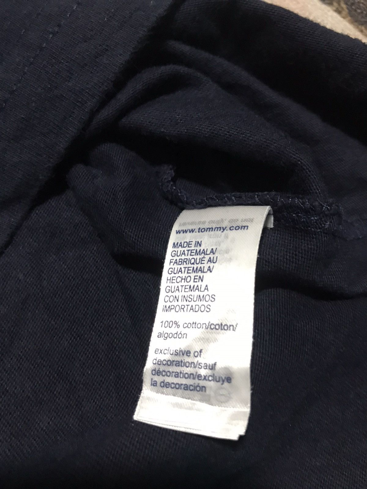 Tommy Hilfiger Tommy hilfiger t shirt nice design Size US L / EU 52-54 / 3 - 4 Thumbnail