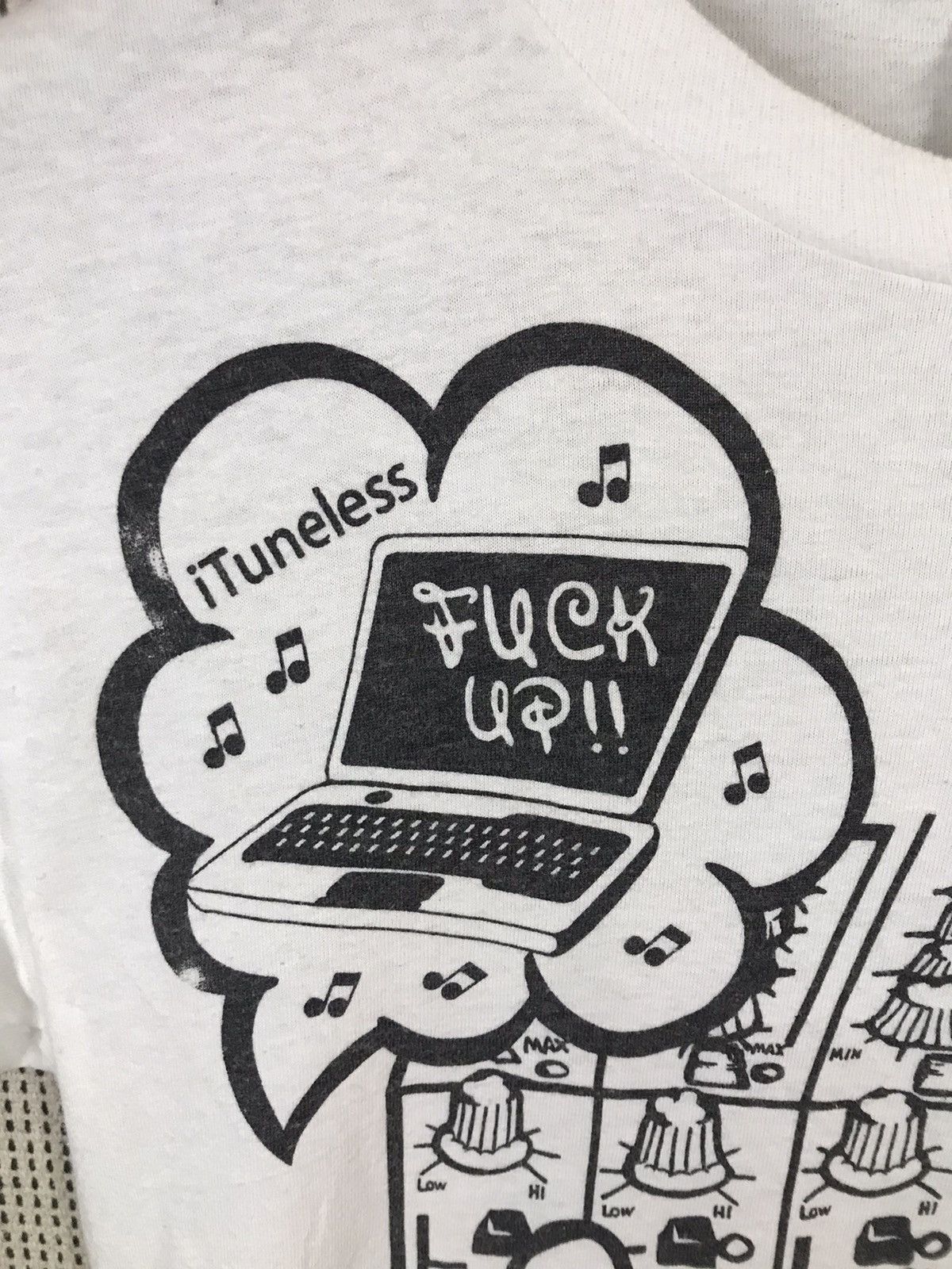 Apple × Hanes ‼️VTG 90s HANES TSHIRT mickey ITUNELESS FUCK UP‼️size YOUTH L Size US S / EU 44-46 / 1 - 3 Thumbnail