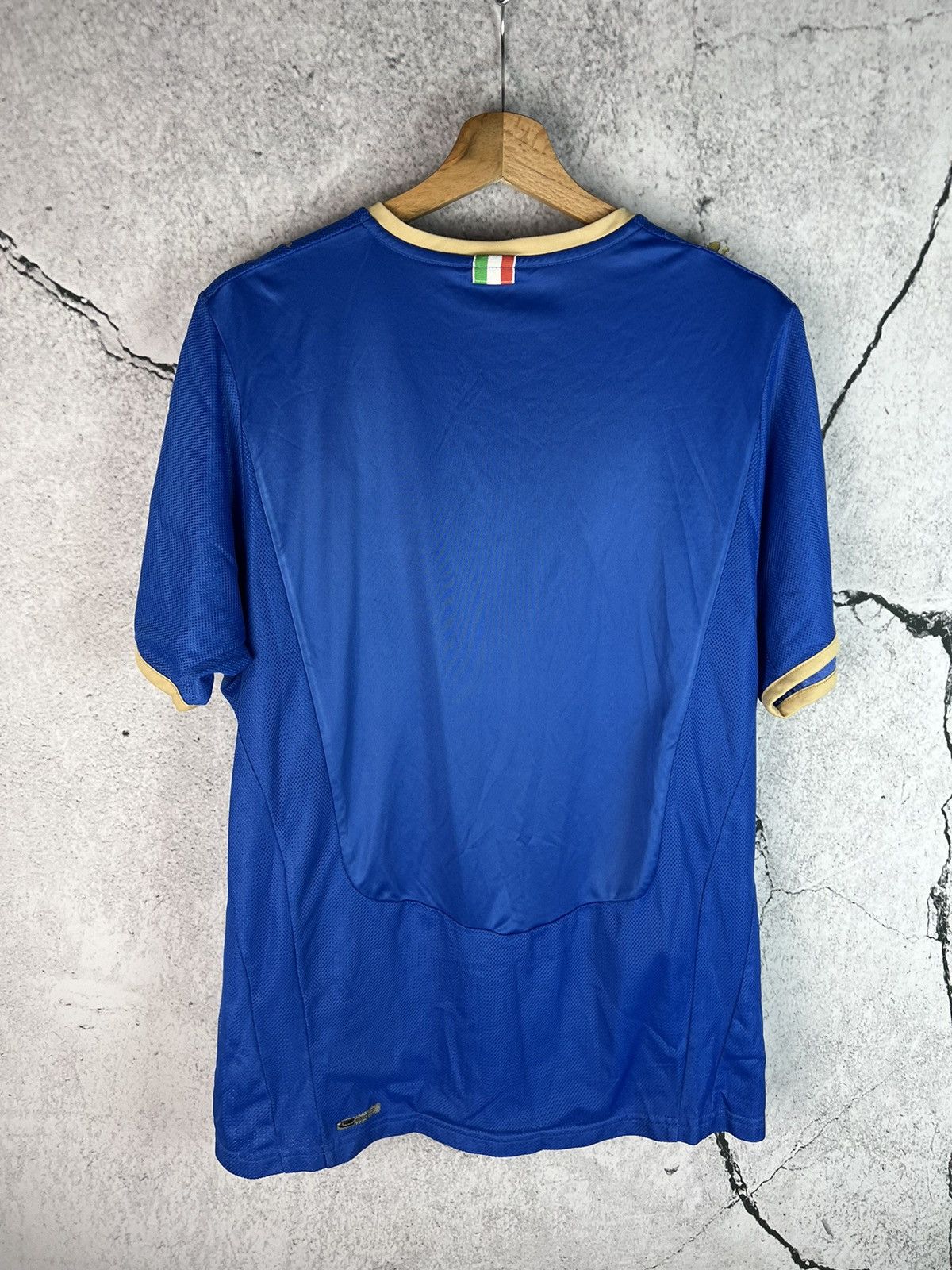 Puma Vintage Puma soccer football Italy National team jersey Size US M / EU 48-50 / 2 - 2 Thumbnail