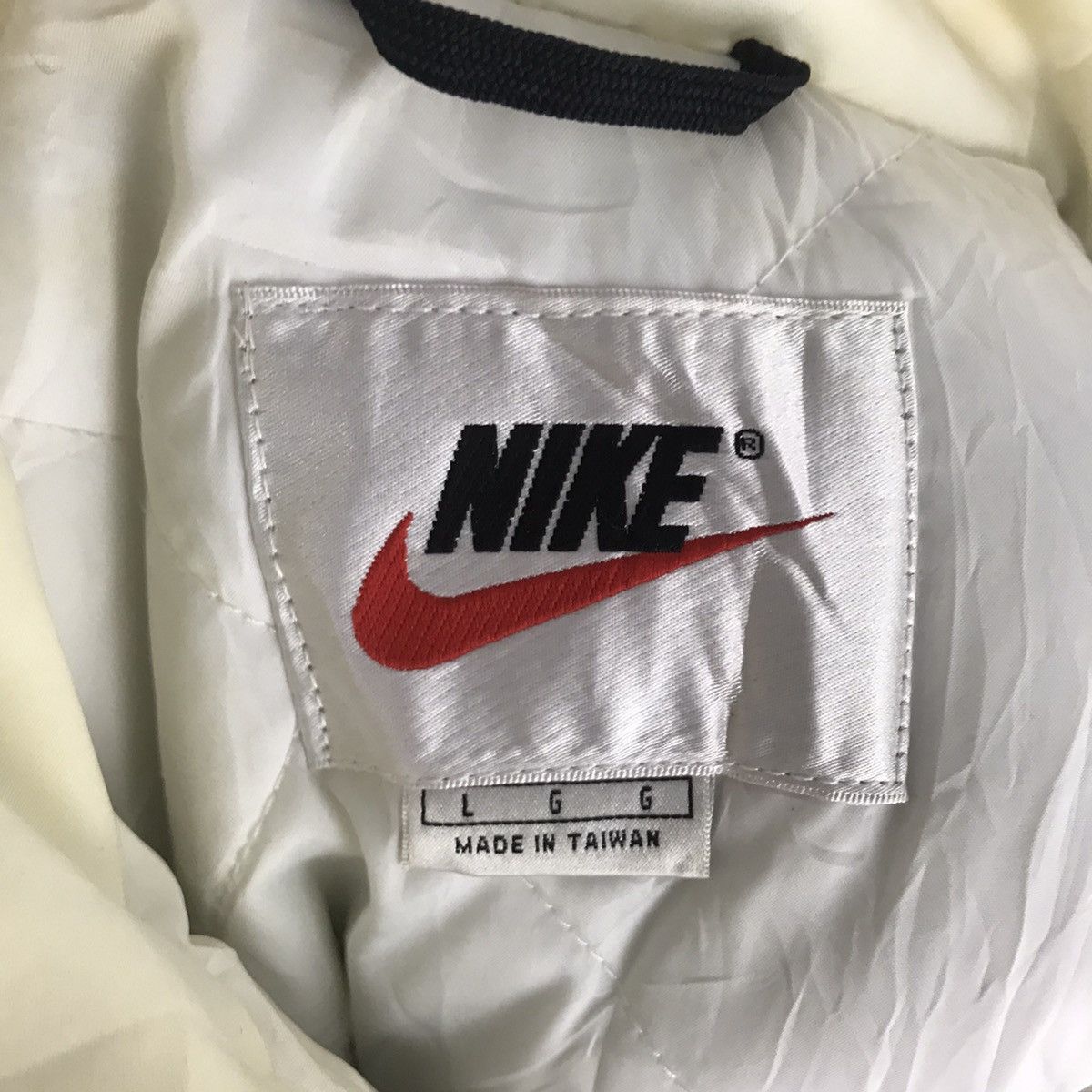 Nike Vintage 90s Nike Jacket vtg Nike Swoosh Embroidery Big Logo Size US L / EU 52-54 / 3 - 6 Thumbnail