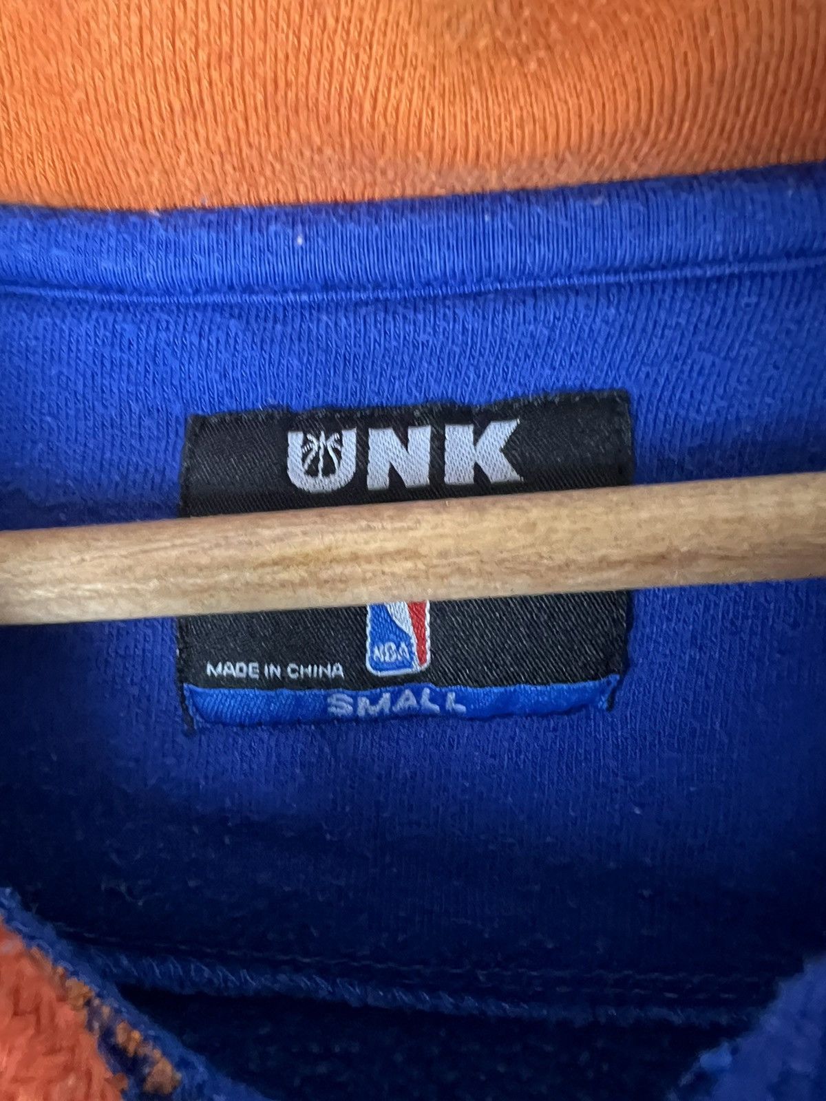 NBA NBA UNK Vintage New York Knicks Hoodie Size US S / EU 44-46 / 1 - 3 Thumbnail