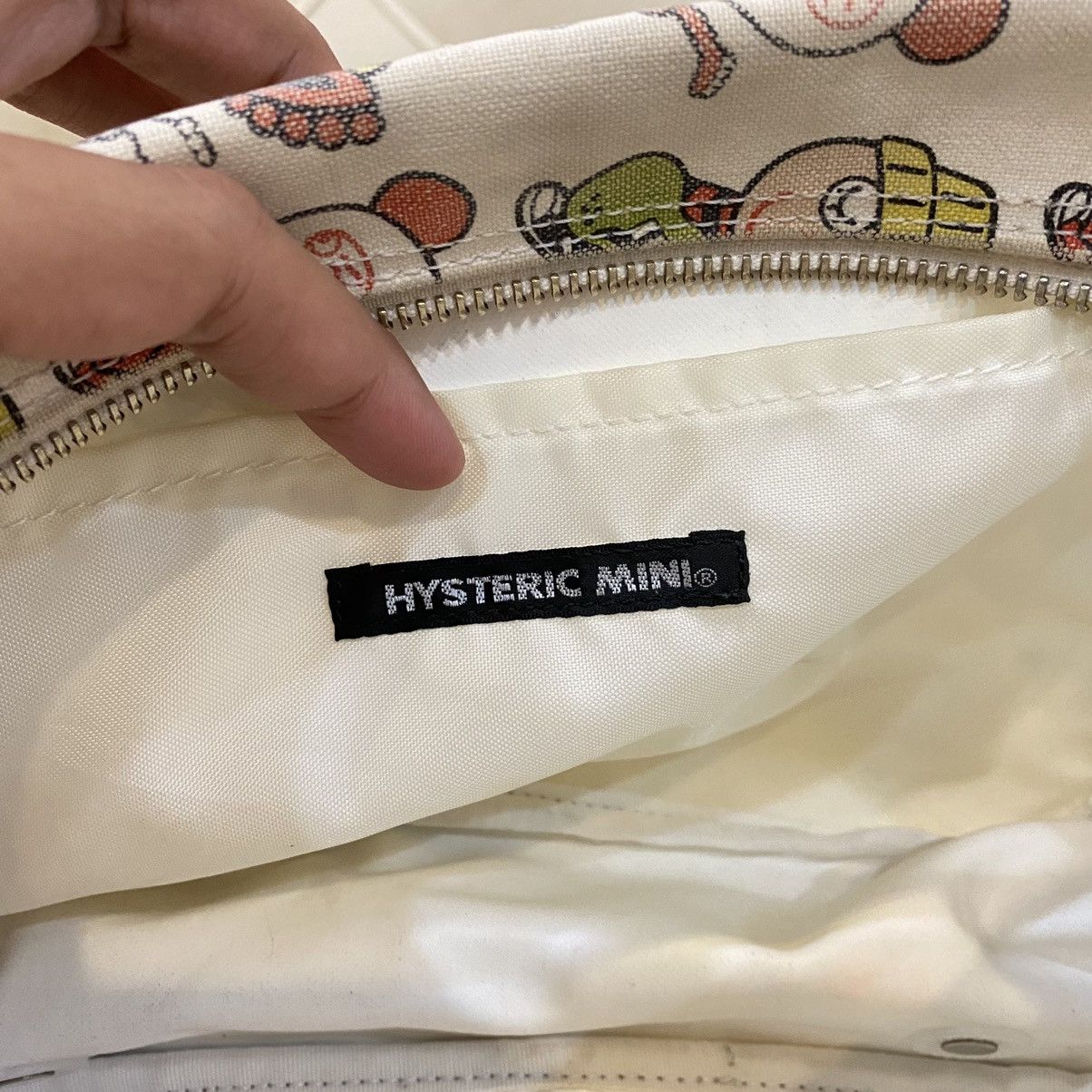 Hysteric Glamour Hysteric Mini by Hysteric Glamour Sling Bag Size ONE SIZE - 14 Thumbnail