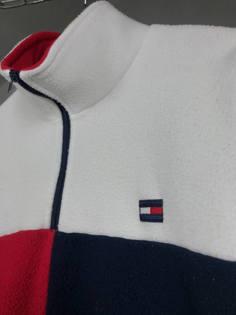 Tommy Hilfiger × Vintage Tommy Hilfiger vintage luxury fleece 1/4 zip sweatshirt Size US L / EU 52-54 / 3 - 3 Thumbnail