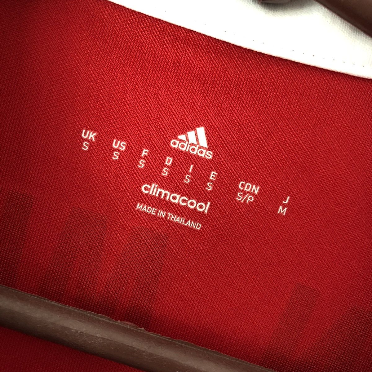 Adidas Bayern Munich Munchen 2016 2017 home soccer jersey Size US S / EU 44-46 / 1 - 5 Thumbnail