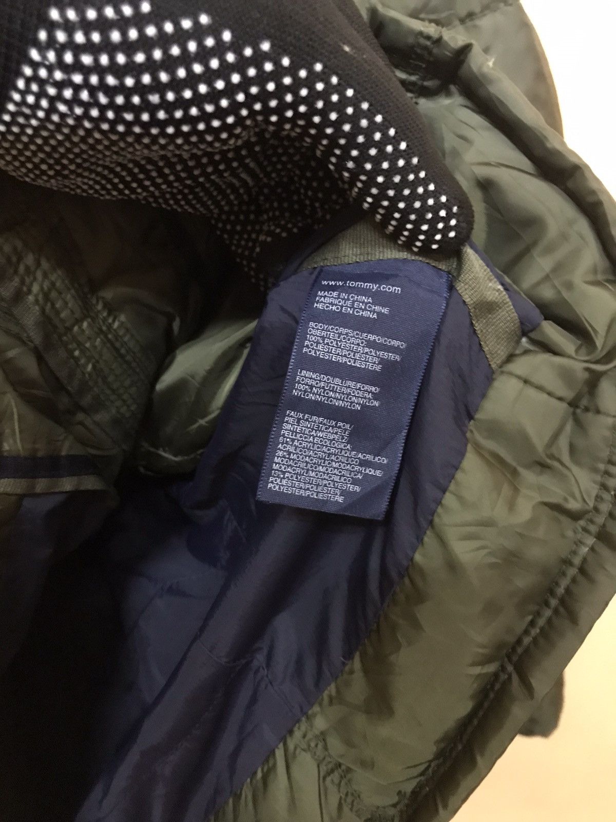 Tommy Hilfiger ‼️TOMMY HILFIGER PUFFER JACKET‼️ Size S / US 4 / IT 40 - 5 Thumbnail