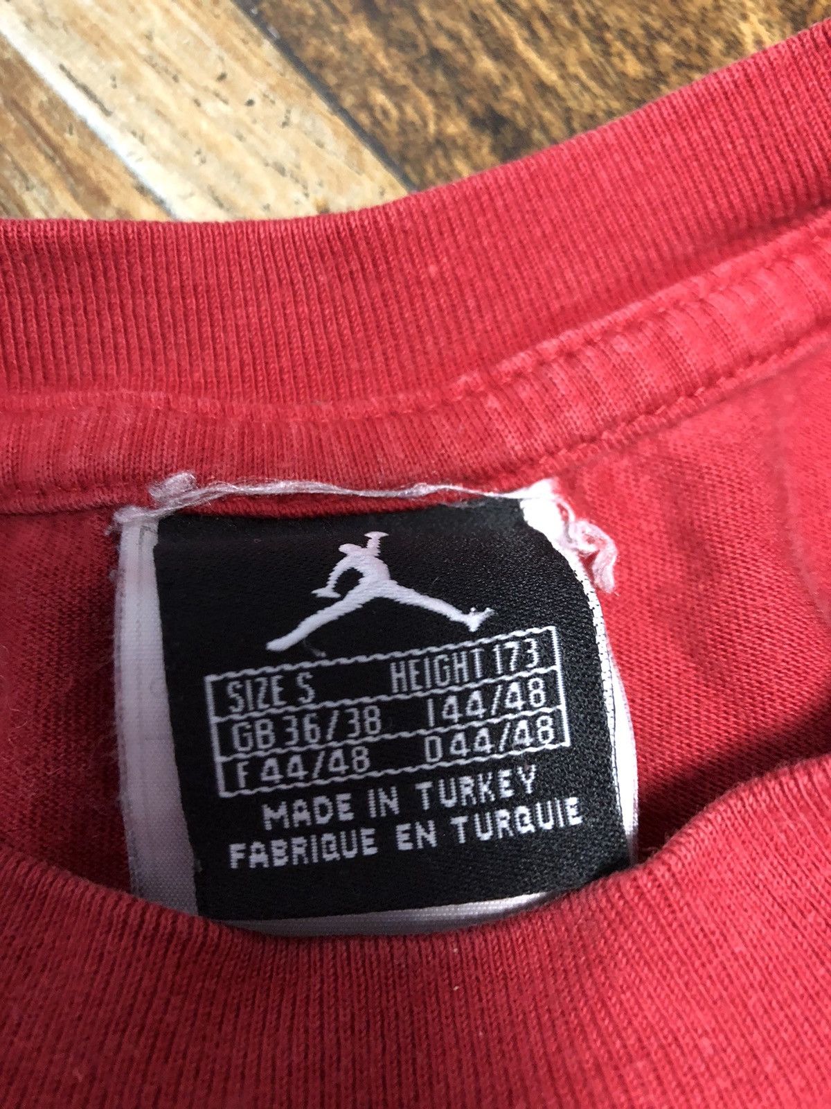 Jordan Brand × Vintage Vintage Jordan T-shirt Size US S / EU 44-46 / 1 - 10 Thumbnail