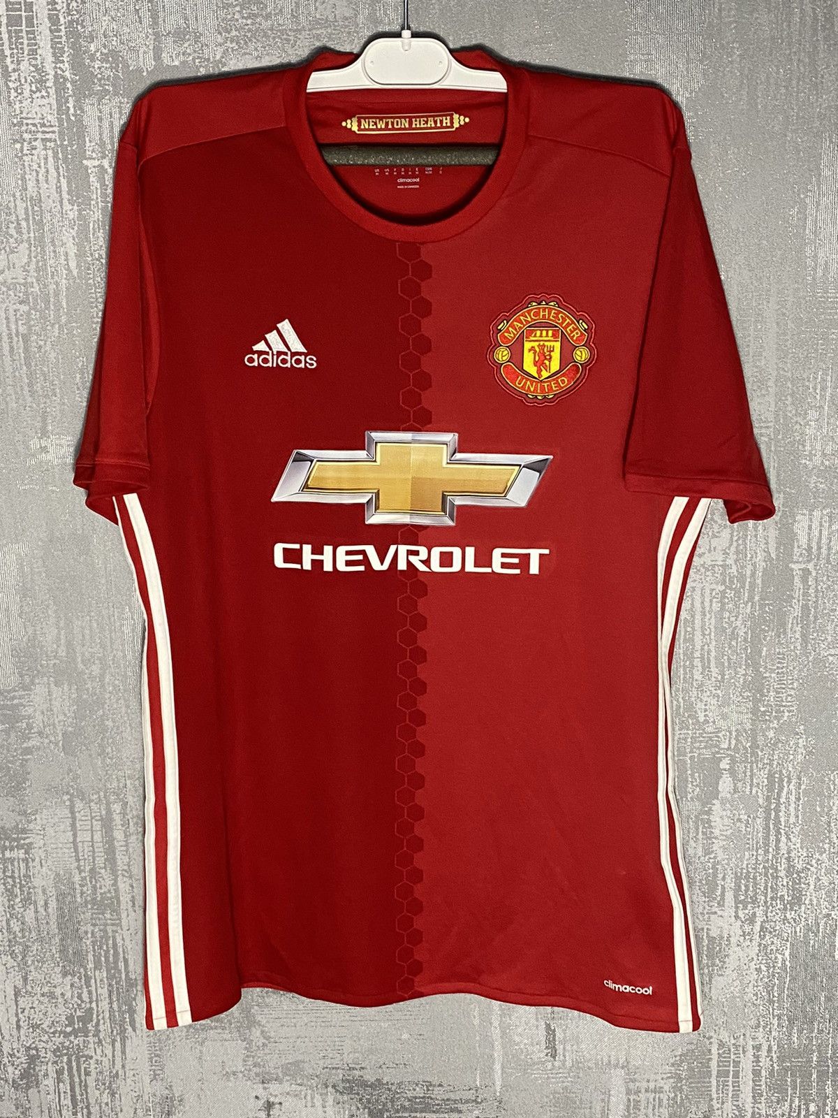 Adidas × Other UK 2016 Manchester United Adidas Soccer Football Jersey Size US M / EU 48-50 / 2 - 1 Thumbnail