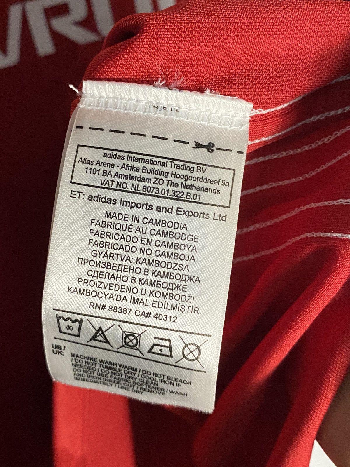 Adidas × Other UK 2016 Manchester United Adidas Soccer Football Jersey Size US M / EU 48-50 / 2 - 5 Thumbnail