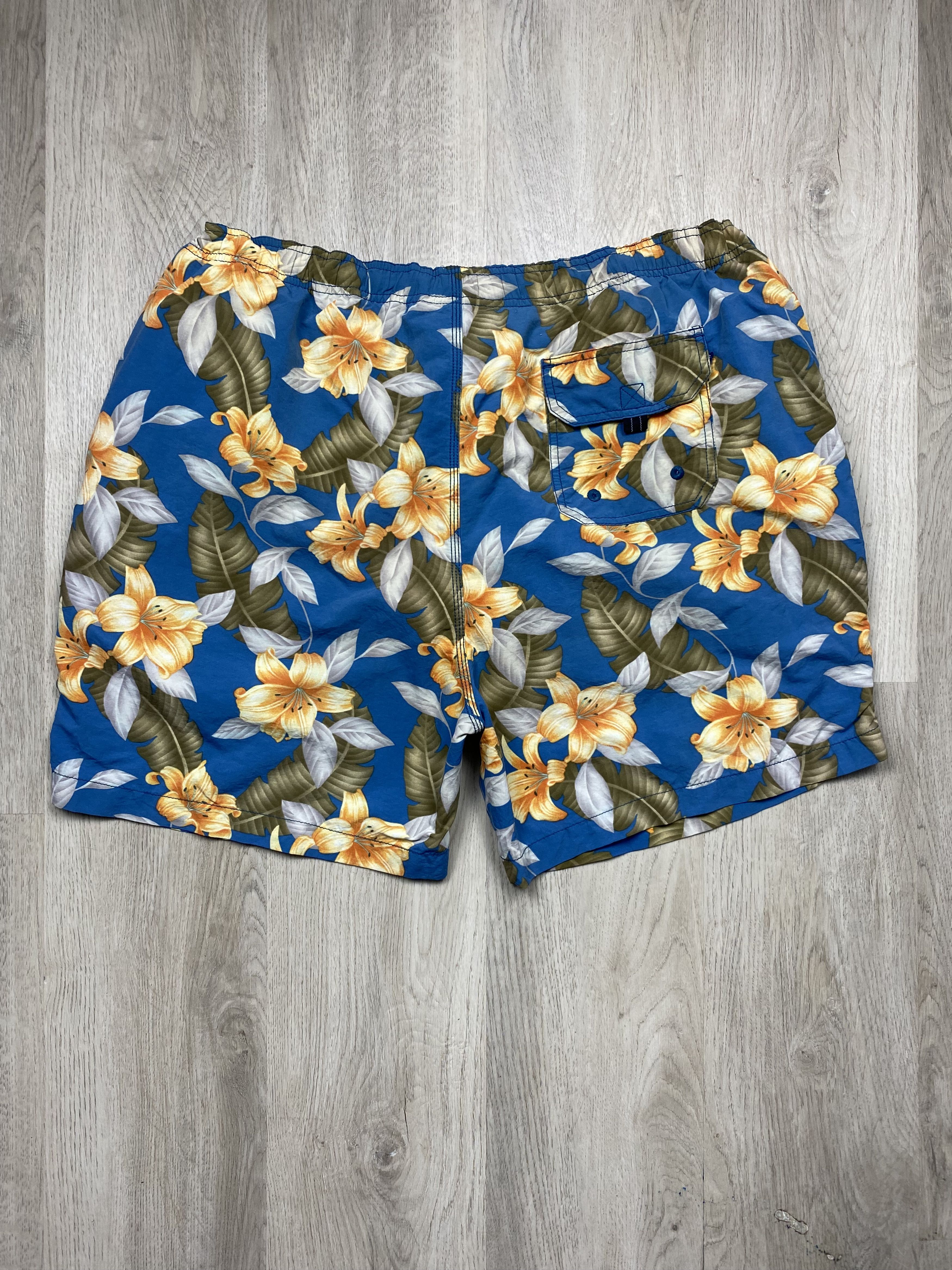 Tommy Bahama Tommy Bahama Relax Vintage Hawaiian Nylon Shorts Y2K Size US 36 / EU 52 - 6 Thumbnail