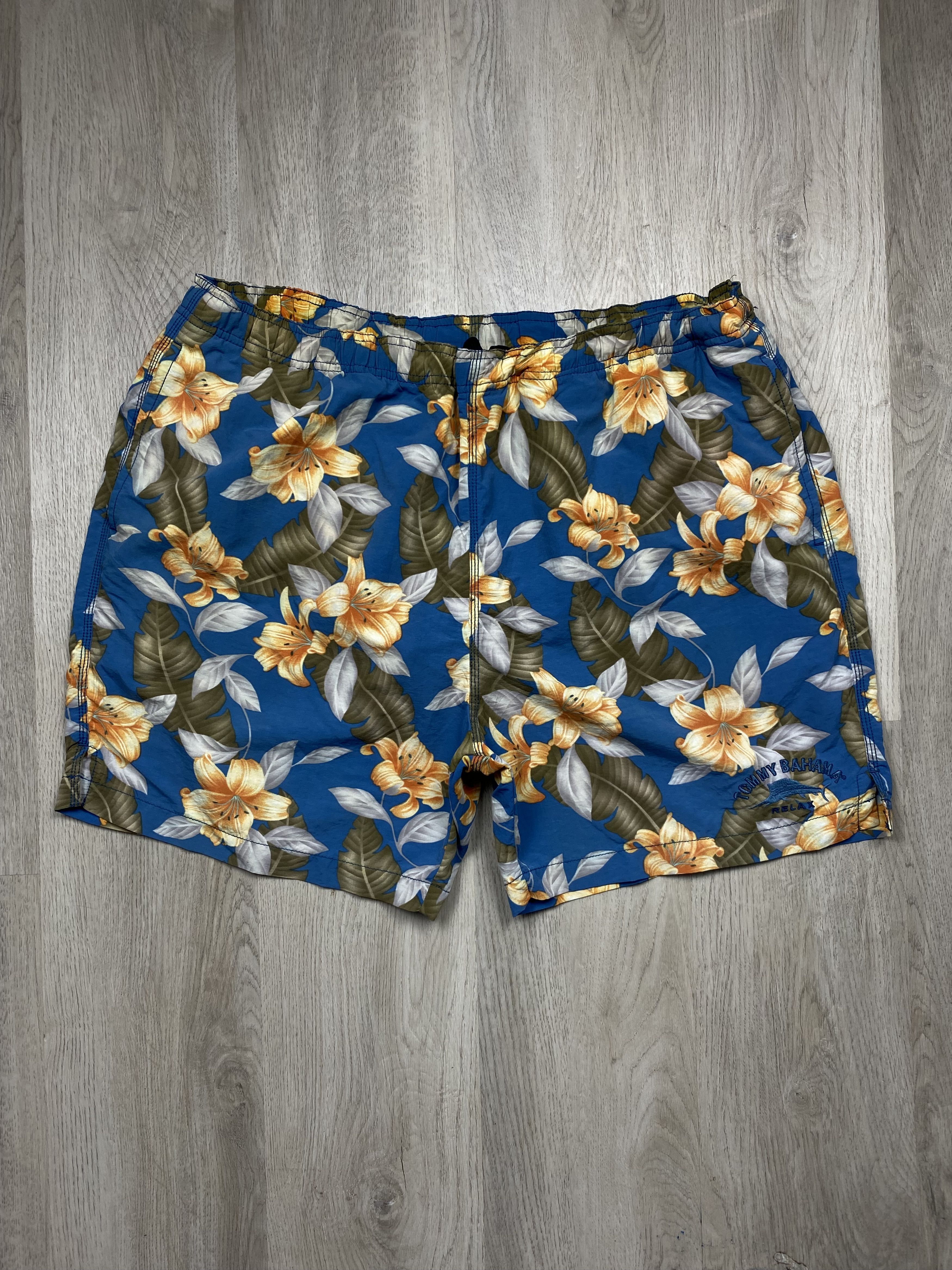 Tommy Bahama Tommy Bahama Relax Vintage Hawaiian Nylon Shorts Y2K Size US 36 / EU 52 - 1 Thumbnail
