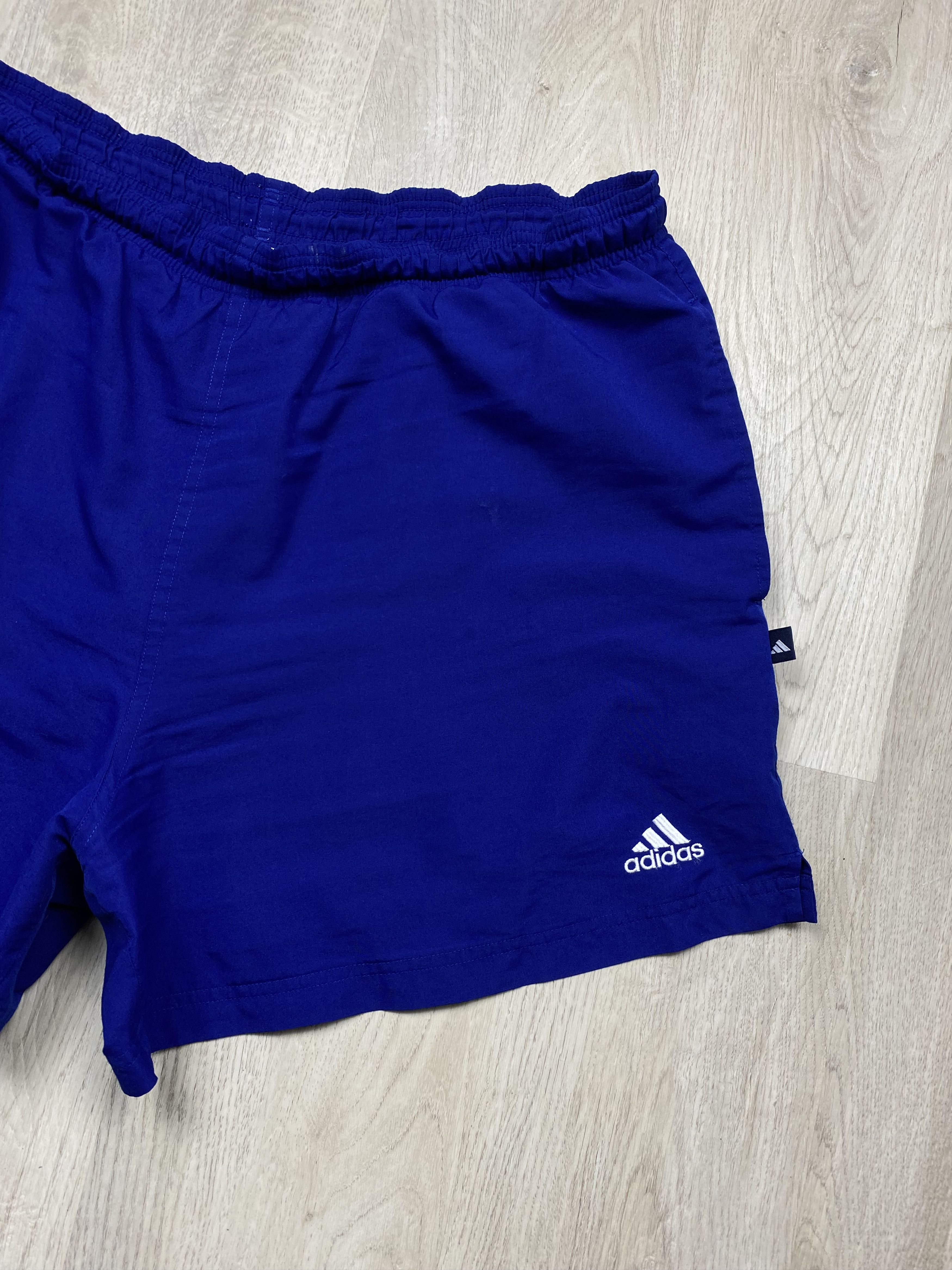 Adidas Vintage Adidas Mens Nylon Shorts Y2K Size US 36 / EU 52 - 2 Thumbnail