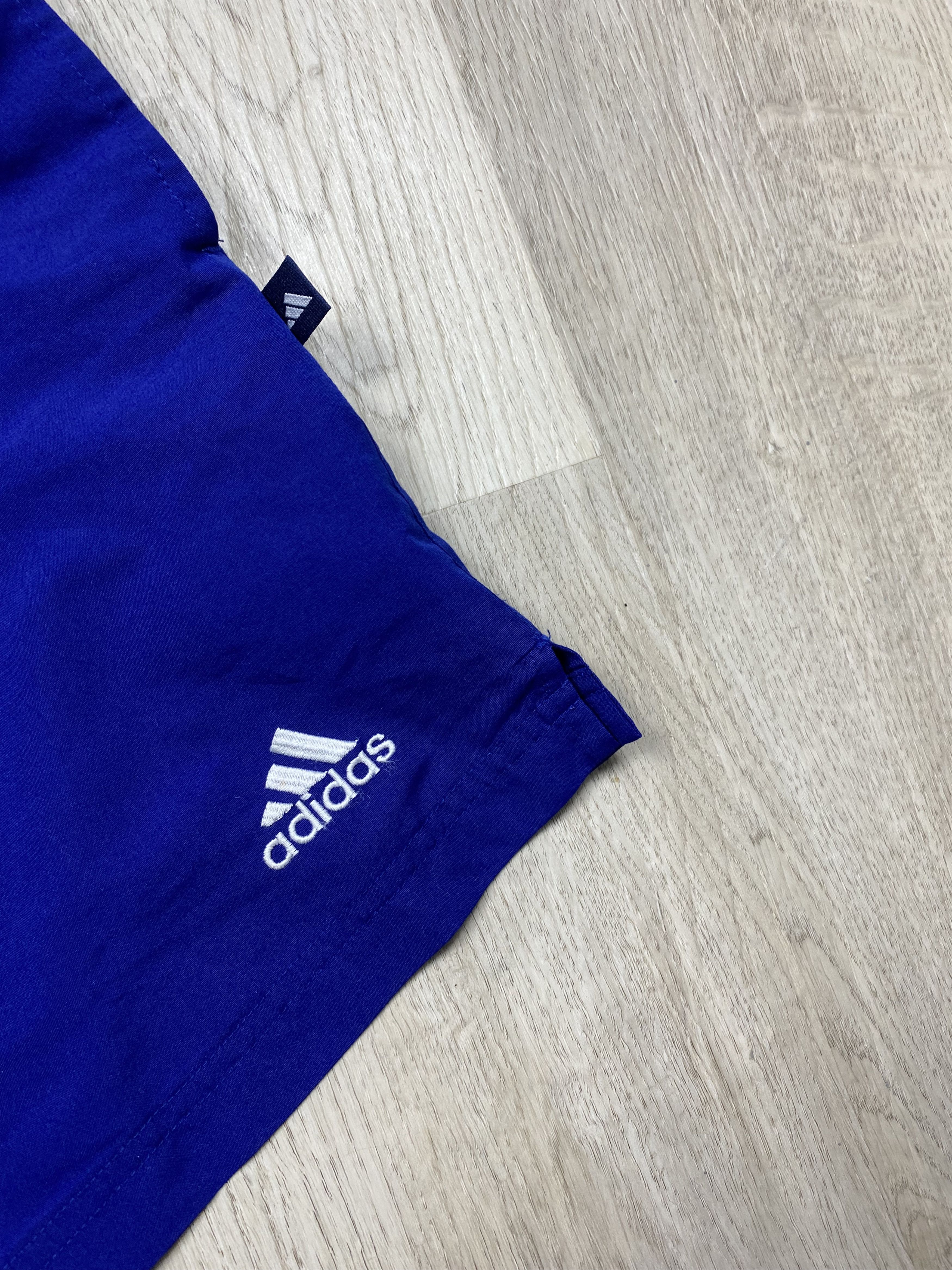 Adidas Vintage Adidas Mens Nylon Shorts Y2K Size US 36 / EU 52 - 3 Thumbnail