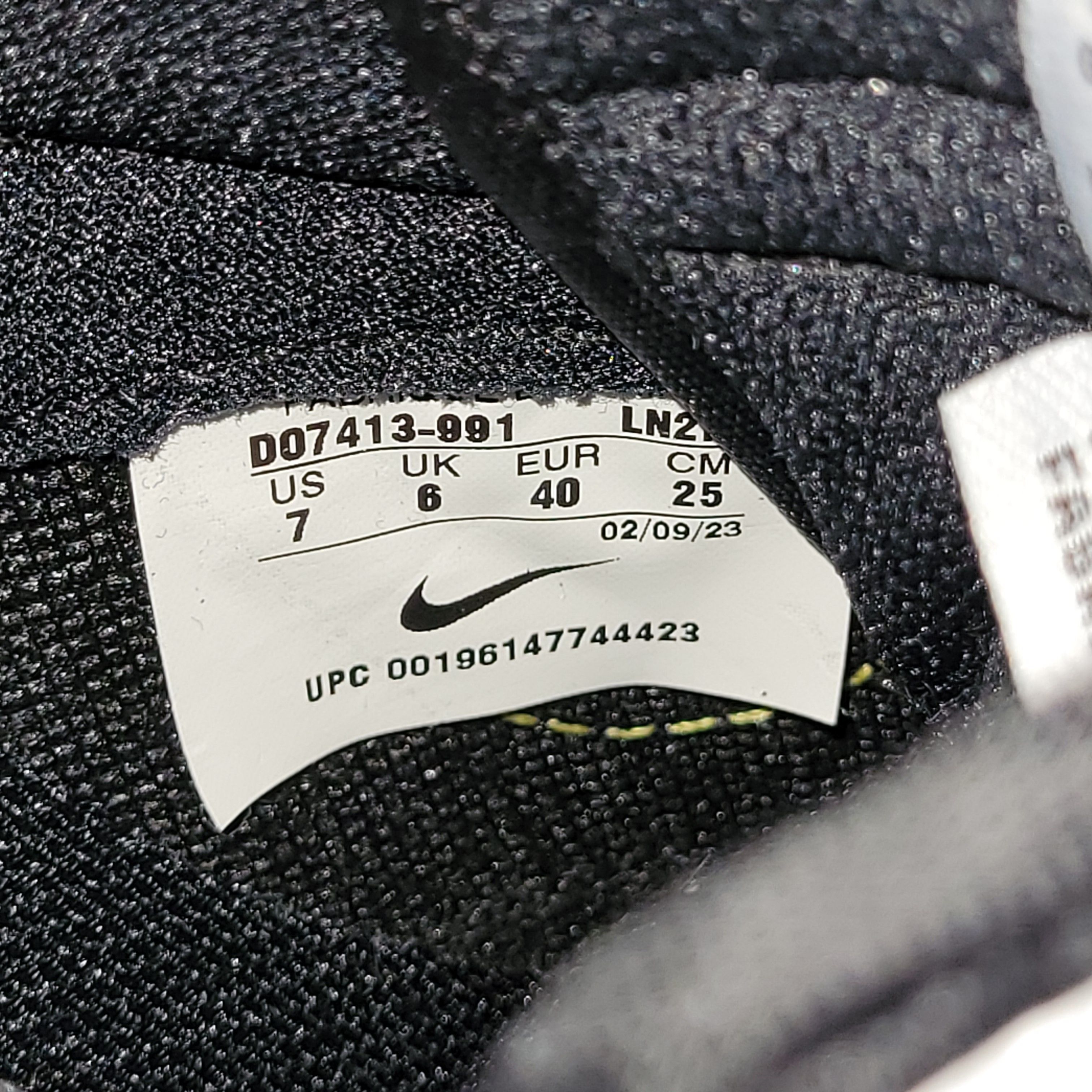 Nike Nike By You Panda Dunk Low Size US 7 / EU 40 - 6 Thumbnail