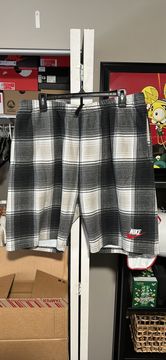 Nike Supreme Plaid Sweat Short | Grailed