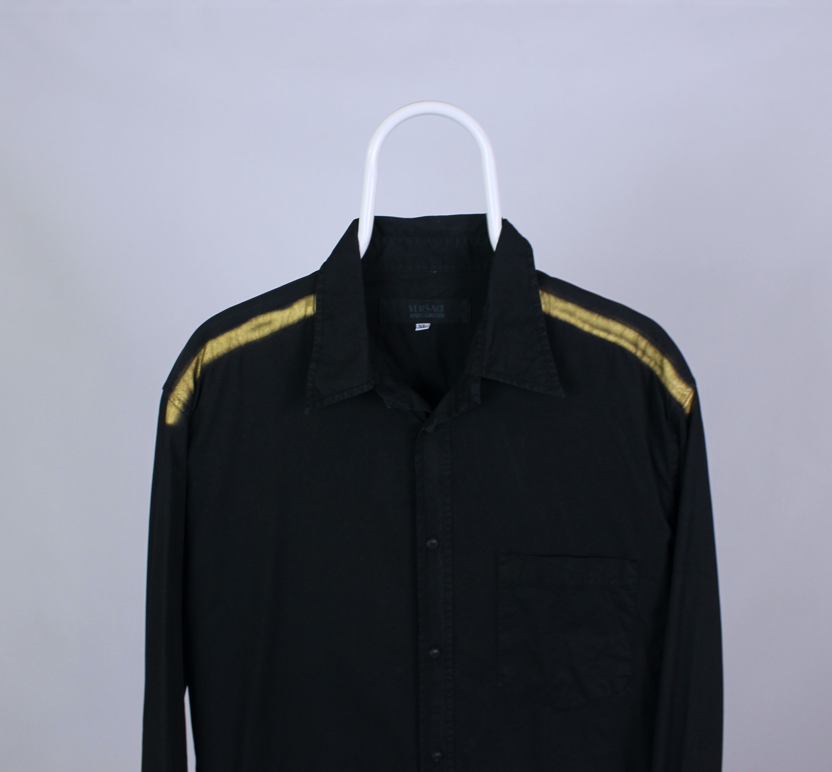 Versace Vintage Versace jeans couture shirt golden elements Size US L / EU 52-54 / 3 - 1 Thumbnail