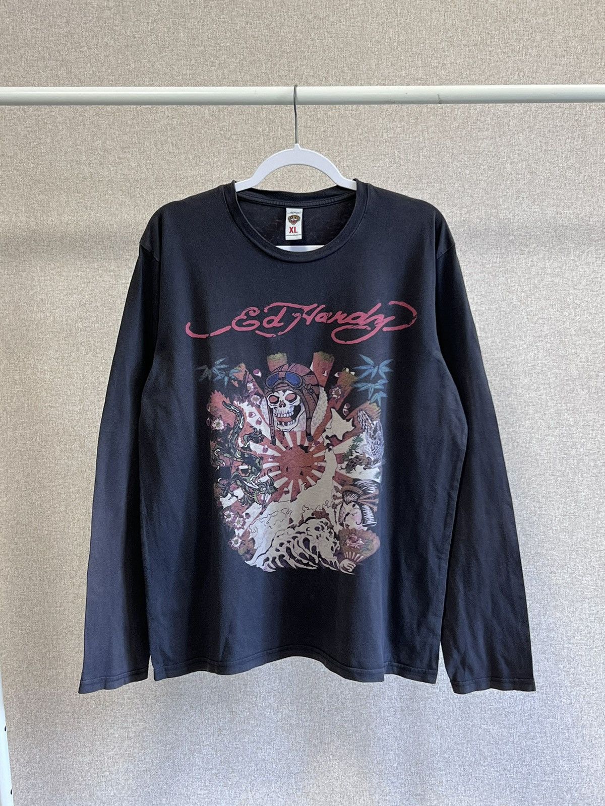 Christian Audigier Ed Hardy by Christian Audigier sculls big logo long sleeve Size US XL / EU 56 / 4 - 1 Thumbnail