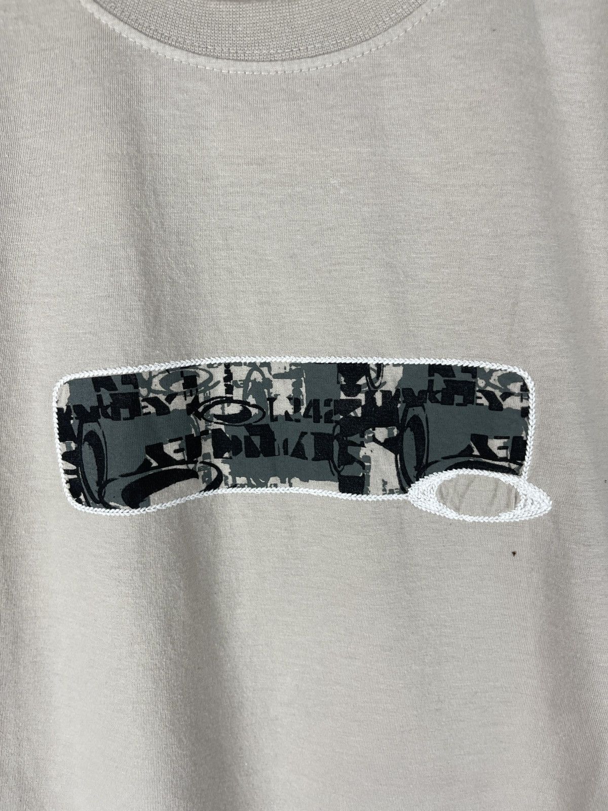 Oakley Oakley vintage big logo beige tee shirt Size US M / EU 48-50 / 2 - 5 Thumbnail