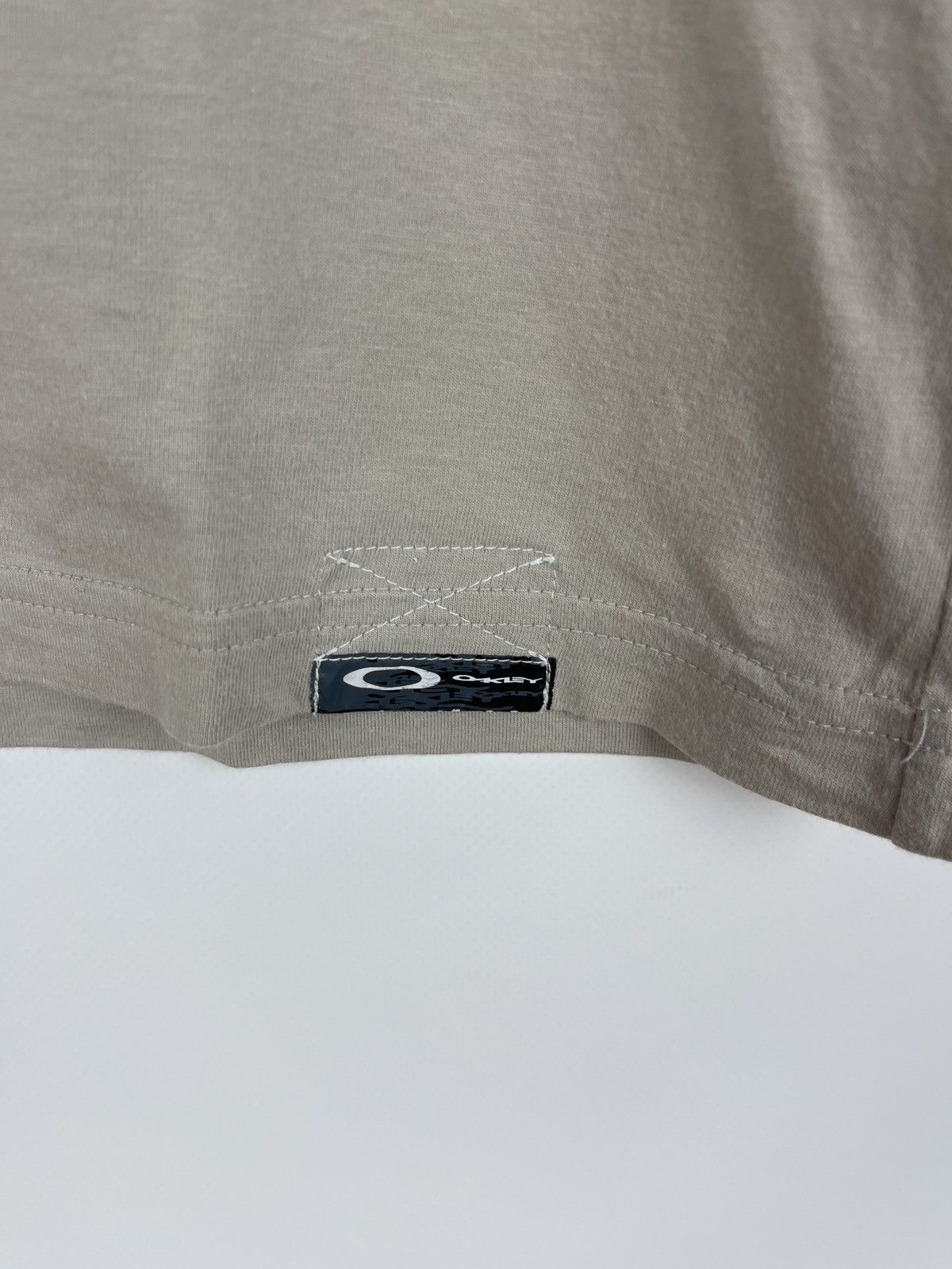 Oakley Oakley vintage big logo beige tee shirt Size US M / EU 48-50 / 2 - 6 Thumbnail