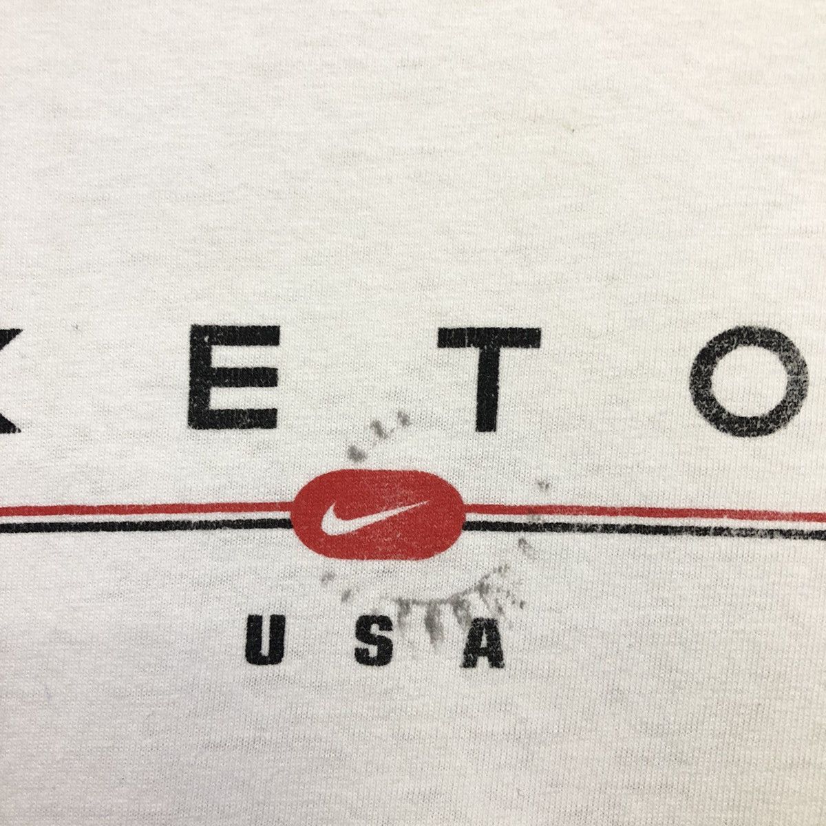 Vintage Vintage Nike Town USA Spellout Tshirt Size US S / EU 44-46 / 1 - 5 Thumbnail