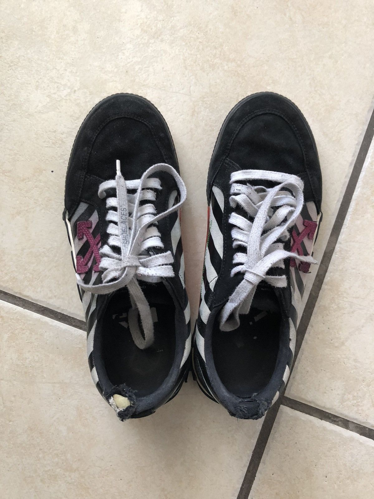 Off-White Off-White Vulcanized Shoes Size US 9 / EU 42 - 2 Thumbnail