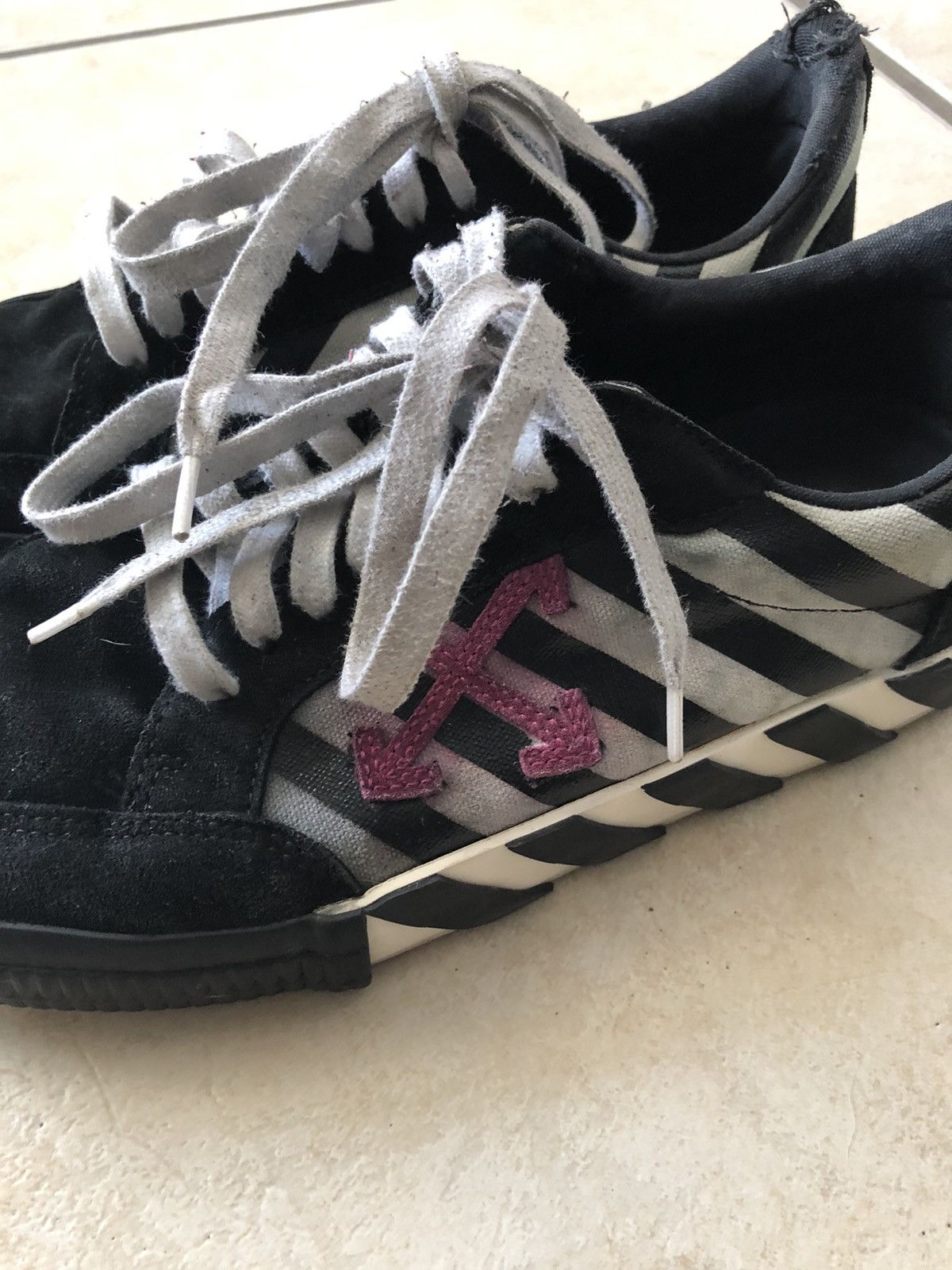 Off-White Off-White Vulcanized Shoes Size US 9 / EU 42 - 10 Thumbnail
