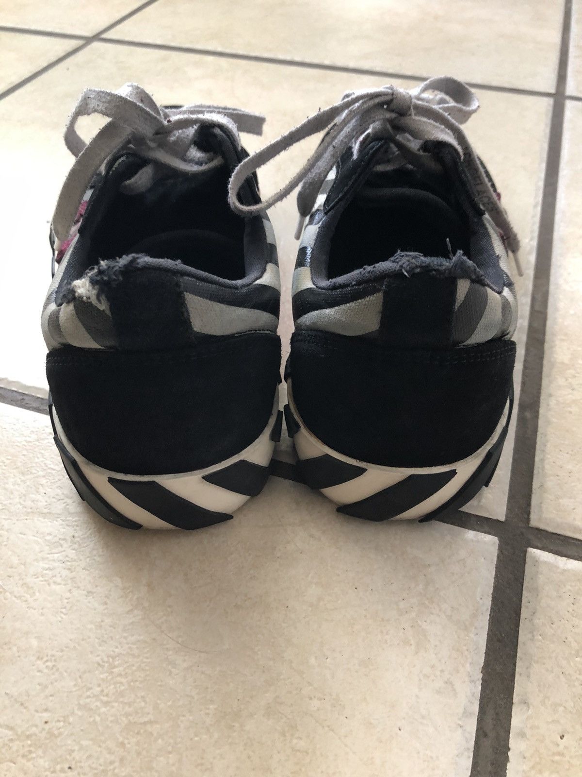 Off-White Off-White Vulcanized Shoes Size US 9 / EU 42 - 5 Thumbnail