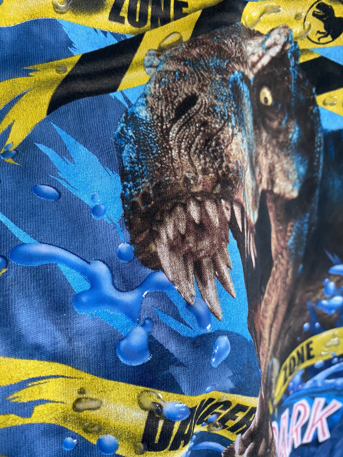 Vintage Vintage Jurassic Park T-shirt Size US L / EU 52-54 / 3 - 7 Thumbnail
