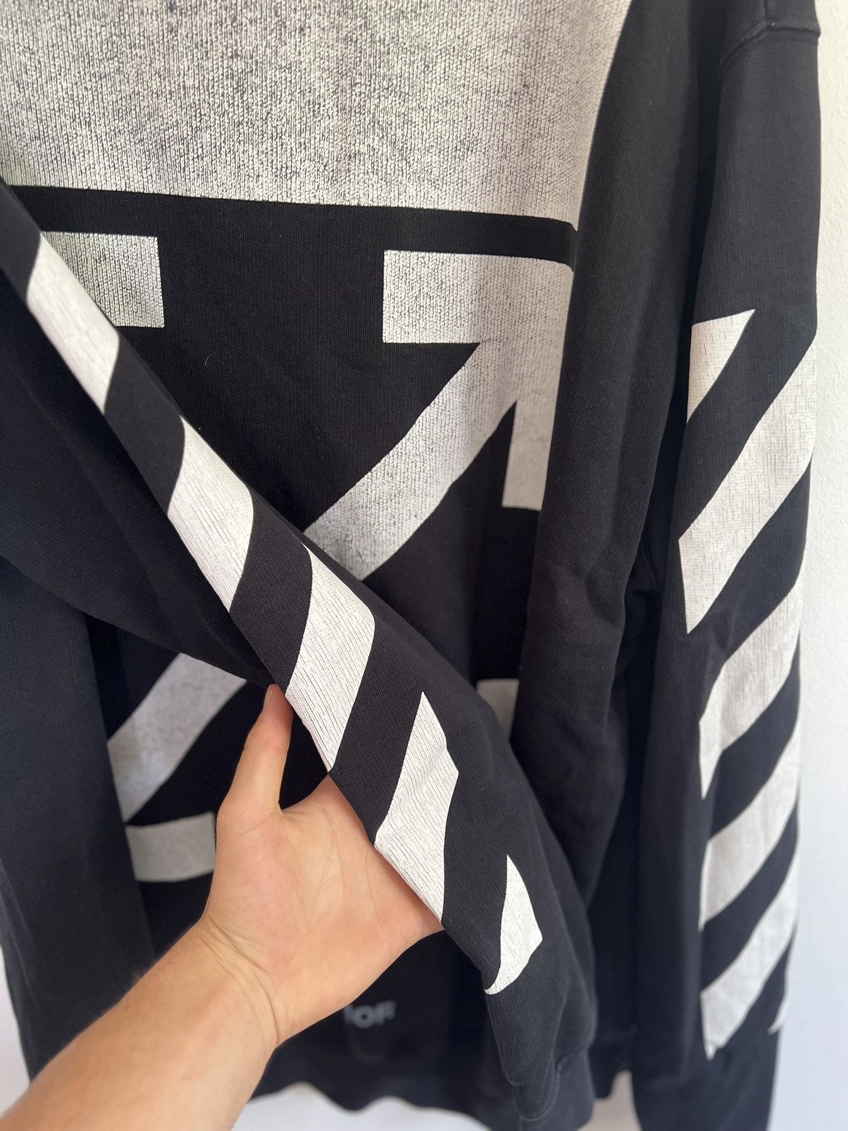 Off-White Off white Caravaggio sweatshirt Size US L / EU 52-54 / 3 - 7 Thumbnail