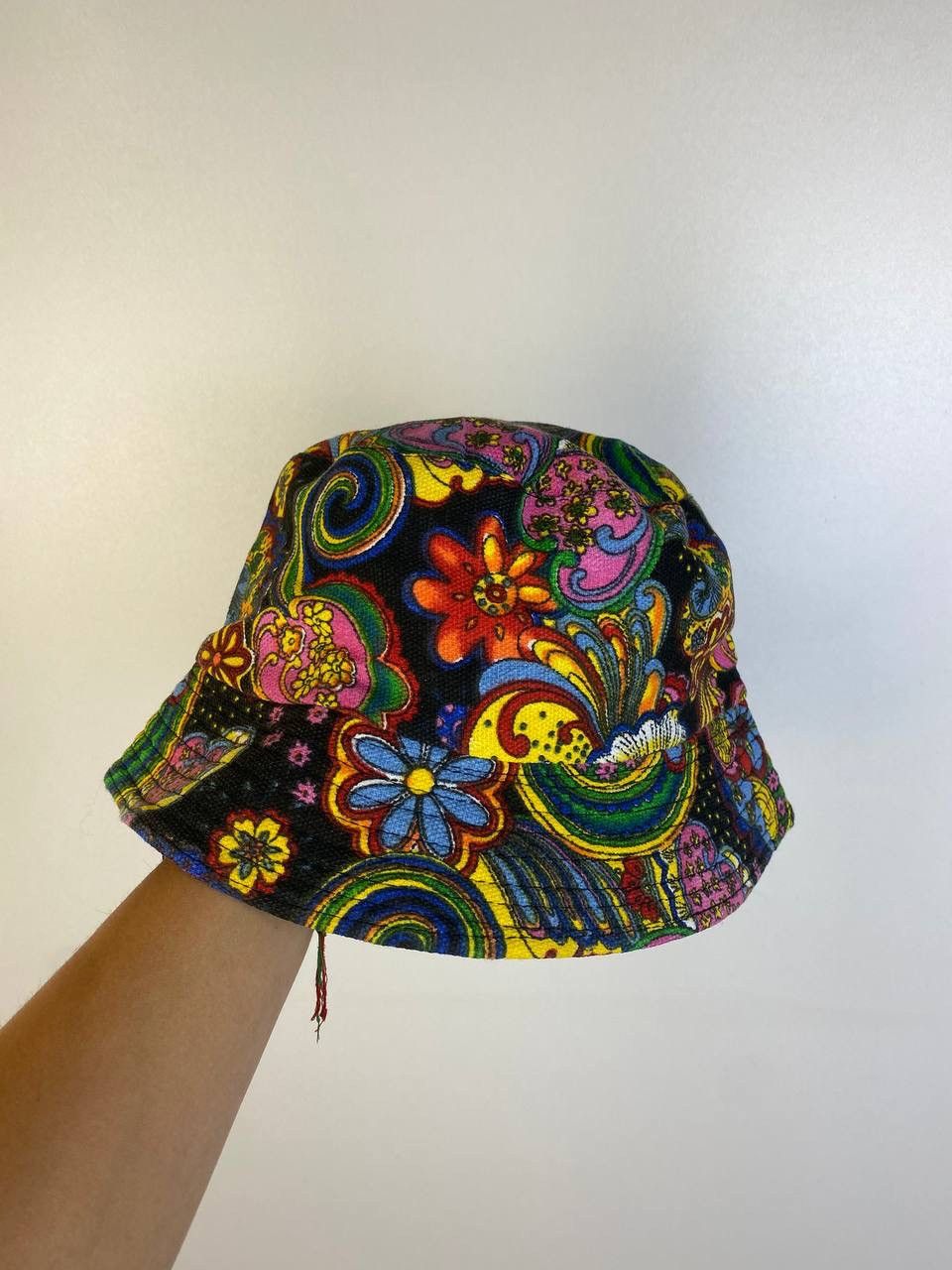 Vintage Crazy hat vintage size OS Size ONE SIZE - 1 Thumbnail