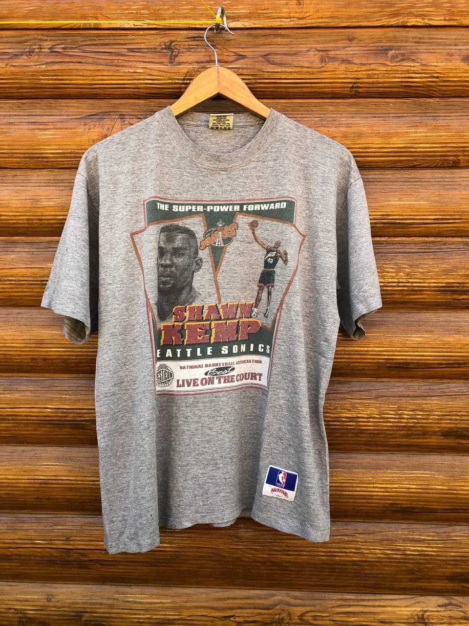 NBA Vintage Shawn Kemp t-shirt nba Seattle SuperSonics Size US M / EU 48-50 / 2 - 1 Thumbnail