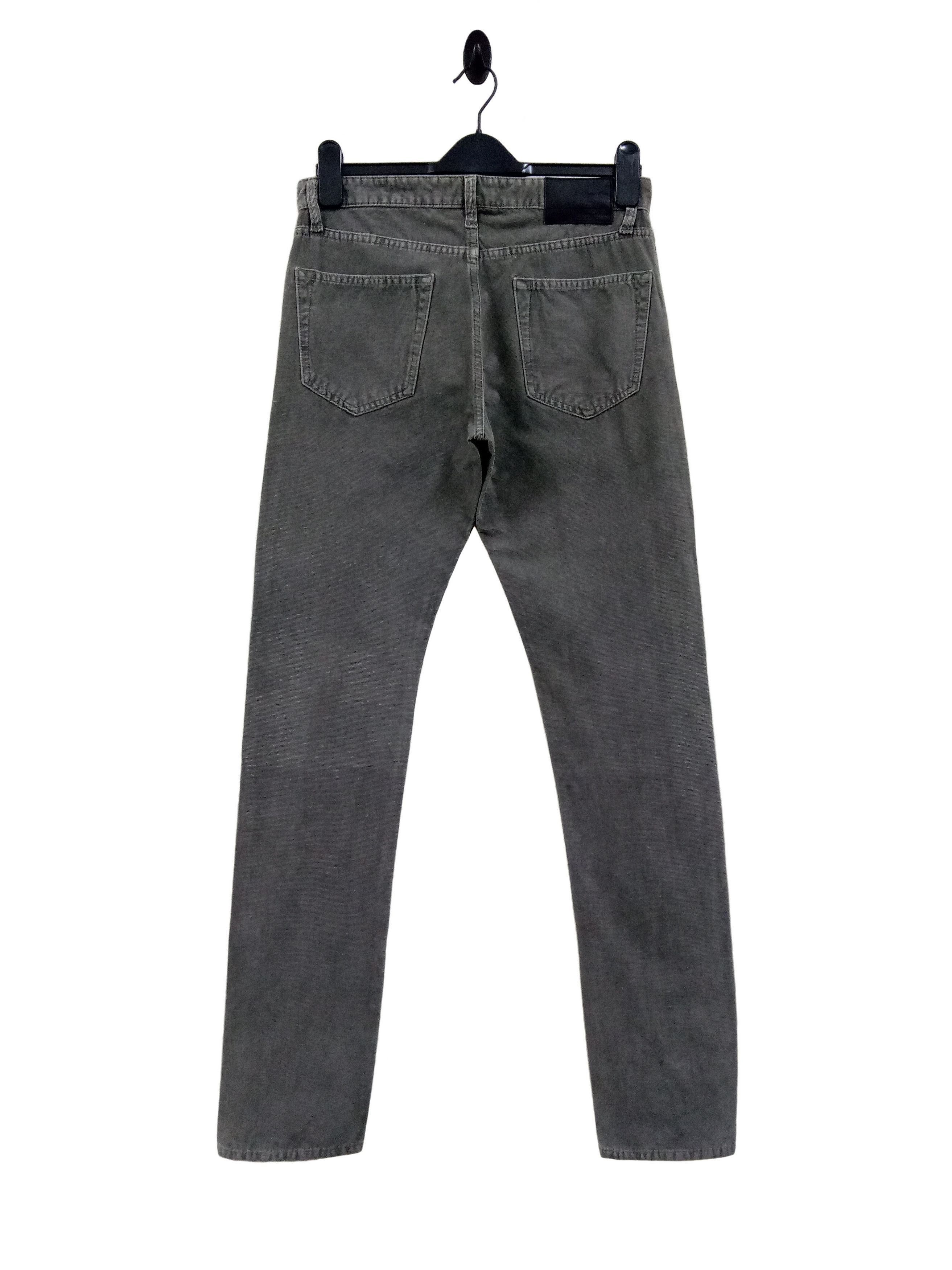 Undercover × Uniqlo 🔥🔥UNDERCOVER Slim Corduroy Jeans X Uniqlo Uū Rare Design Size US 31 - 2 Thumbnail