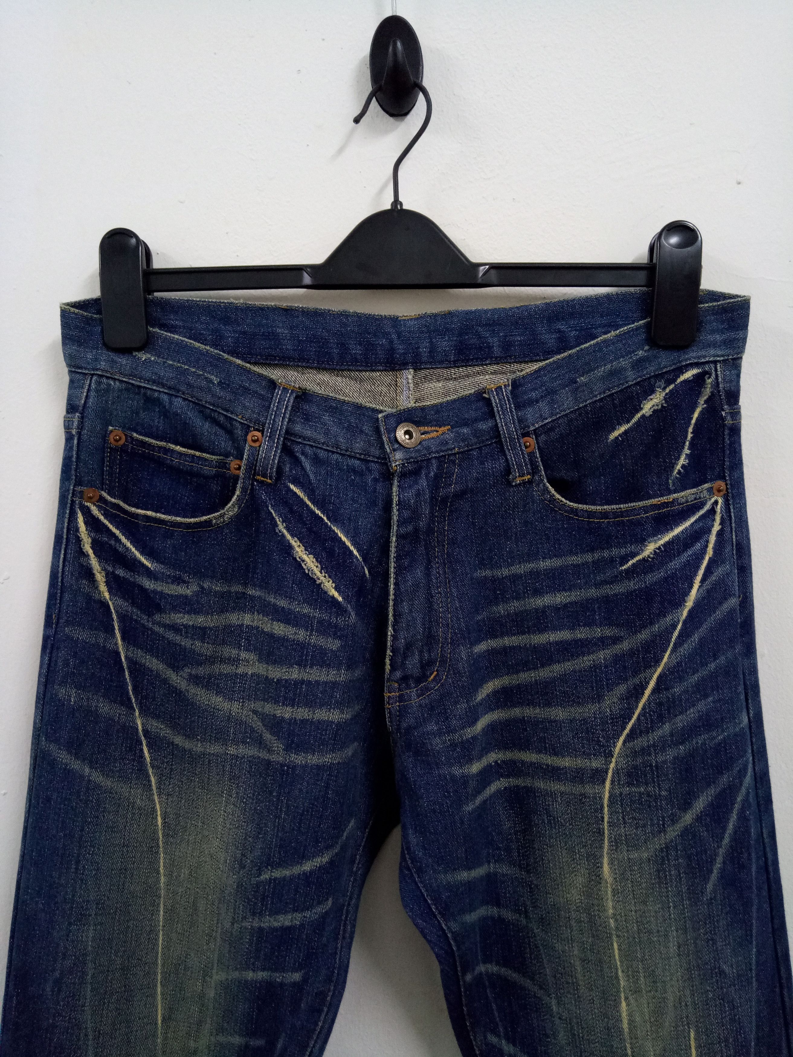 Japanese Brand 🔥🔥🔥Punk Rock N Roll Distressed Rare Design Denim Jeans Size US 32 / EU 48 - 3 Thumbnail