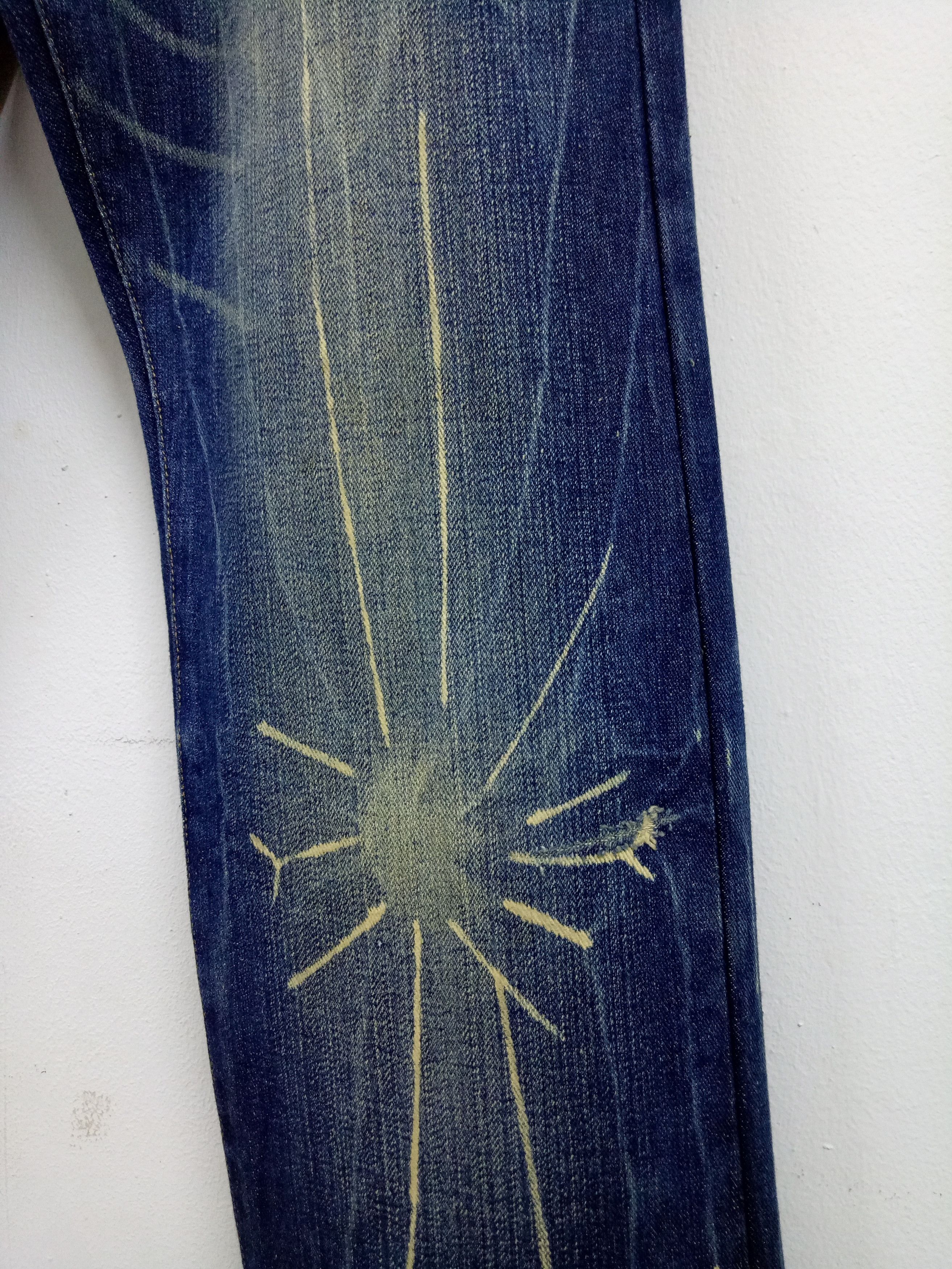 Japanese Brand 🔥🔥🔥Punk Rock N Roll Distressed Rare Design Denim Jeans Size US 32 / EU 48 - 6 Thumbnail