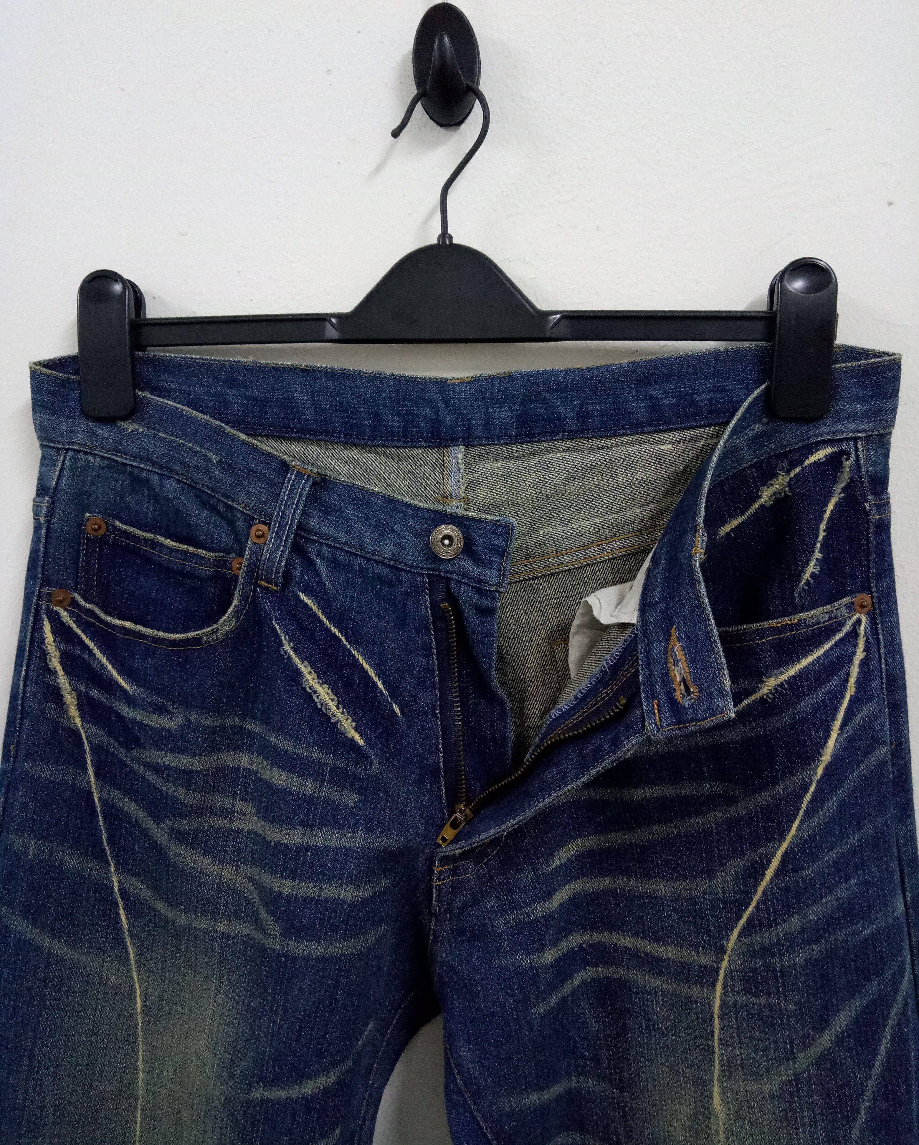 Japanese Brand 🔥🔥🔥Punk Rock N Roll Distressed Rare Design Denim Jeans Size US 32 / EU 48 - 13 Thumbnail
