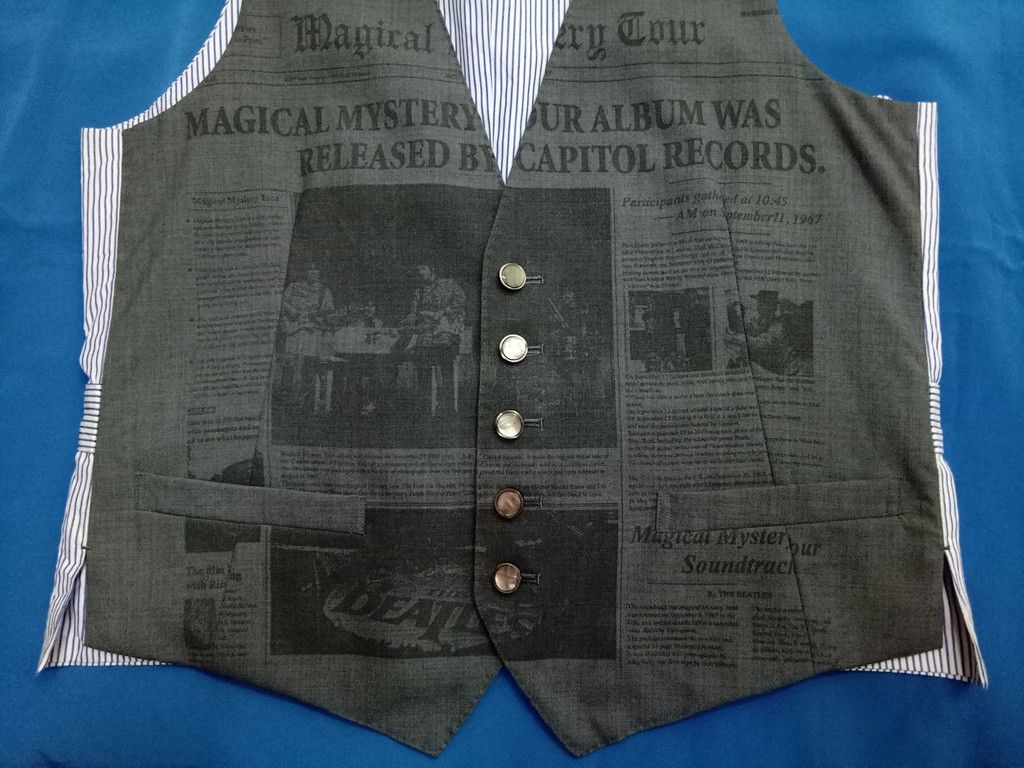 Band Tees 🔥🔥🔥The Beatles 1967 News Paper Print by Men's Bigi Vest Size US M / EU 48-50 / 2 - 9 Thumbnail