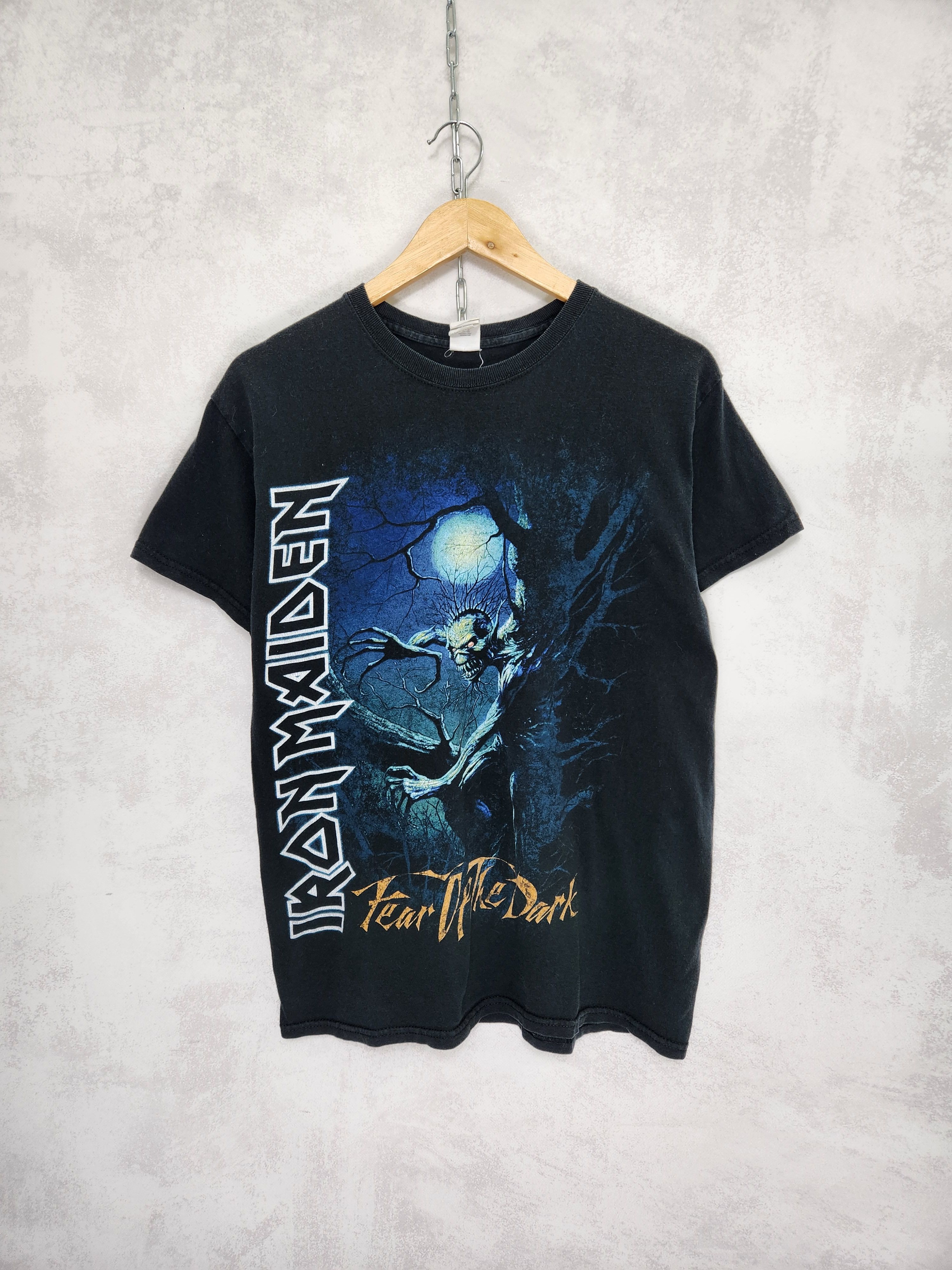 Band Tees Vintage Iron Maiden Fear Of The Dark Black Band T-Shirt Size US M / EU 48-50 / 2 - 1 Thumbnail