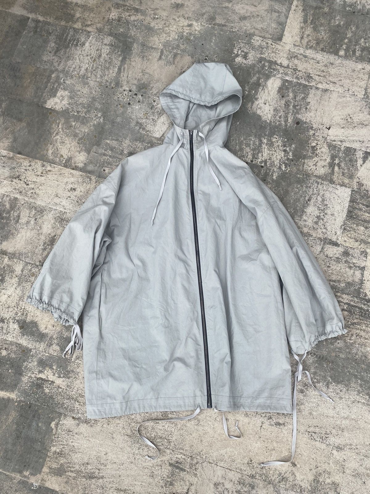image of Toogood New The Explorer 004 Size 2 Waxed Cotton in Grey, Men's