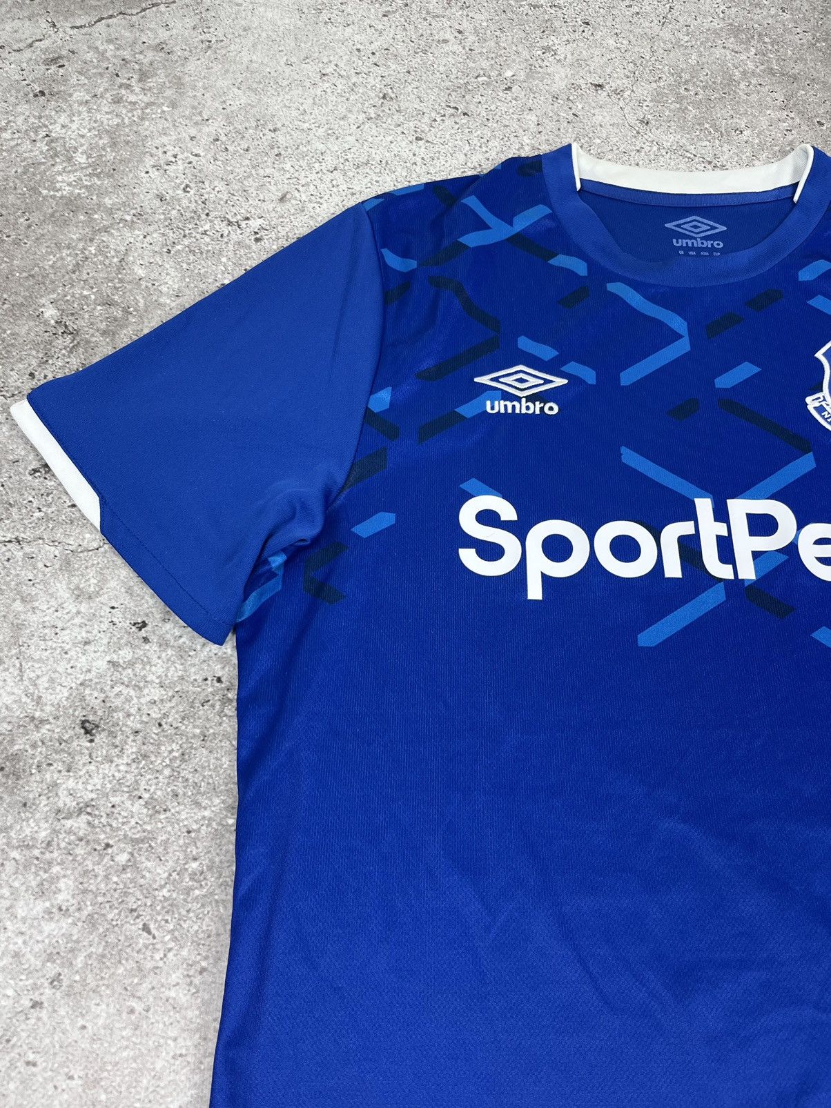 Umbro Umbro Everton 19/20 Home Kit Jersey Size US L / EU 52-54 / 3 - 5 Thumbnail